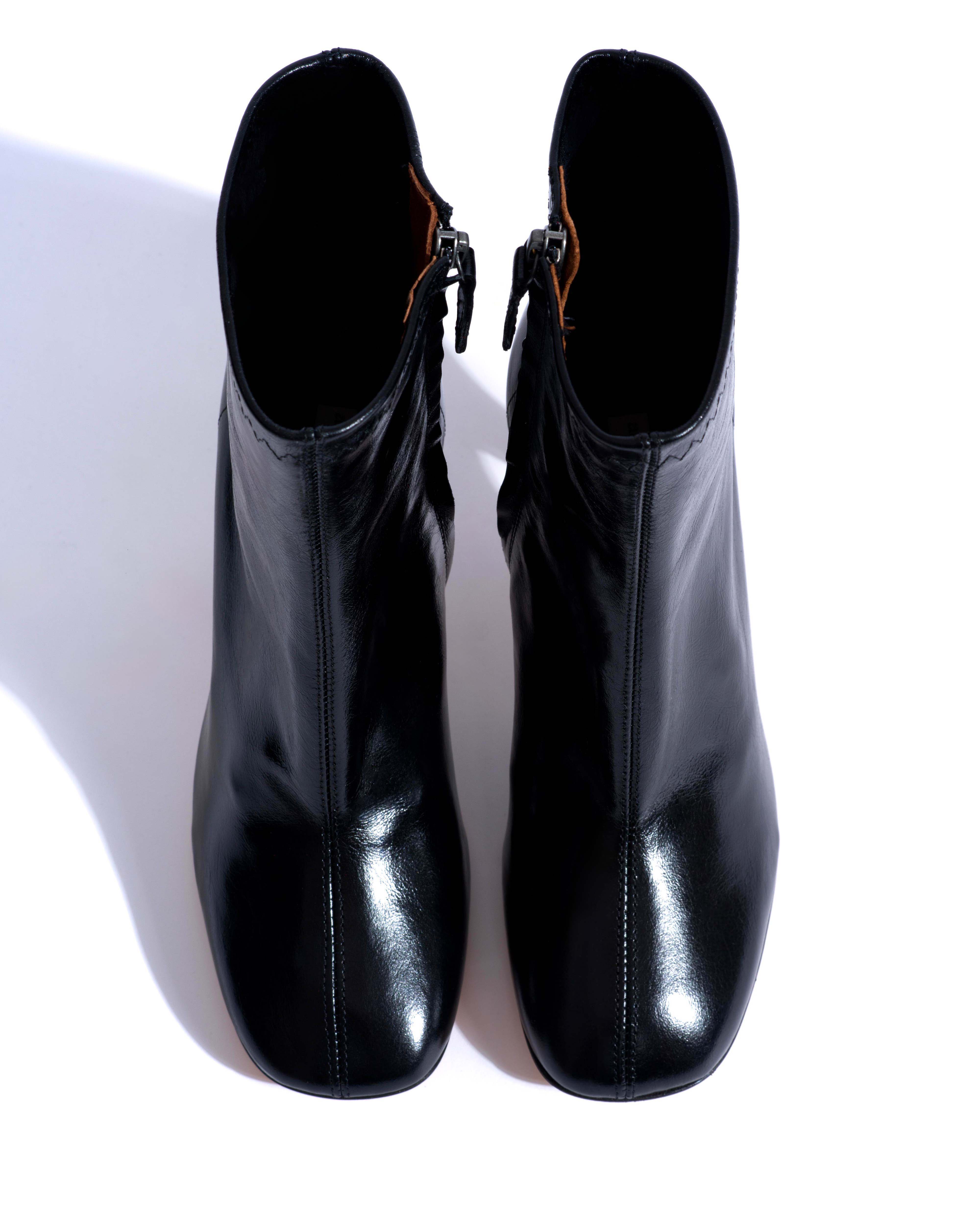Adriana 80 Crinkled polished goat Black - Image 4