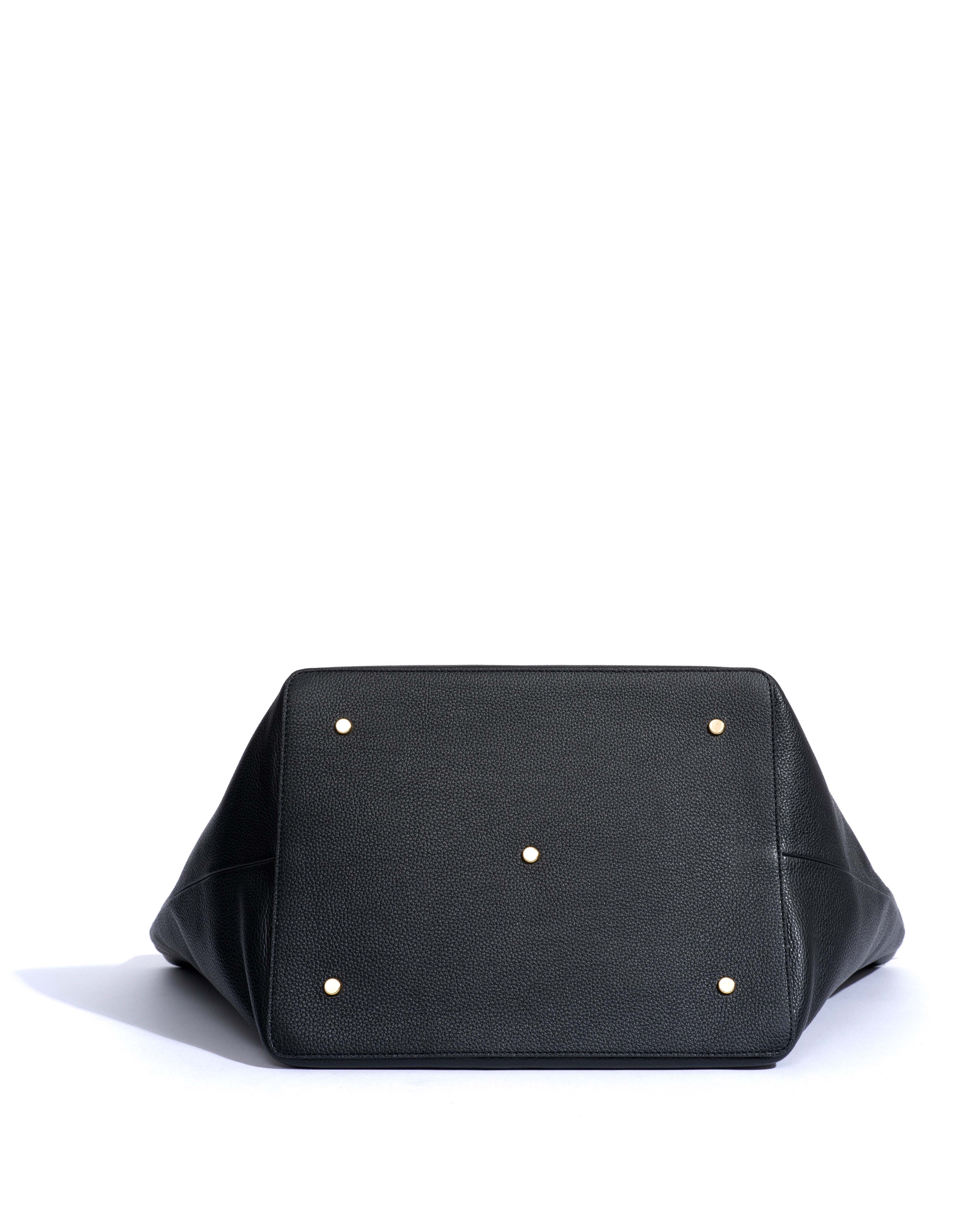 Arya carryall bag Pebbled soft calf Black - Image 3