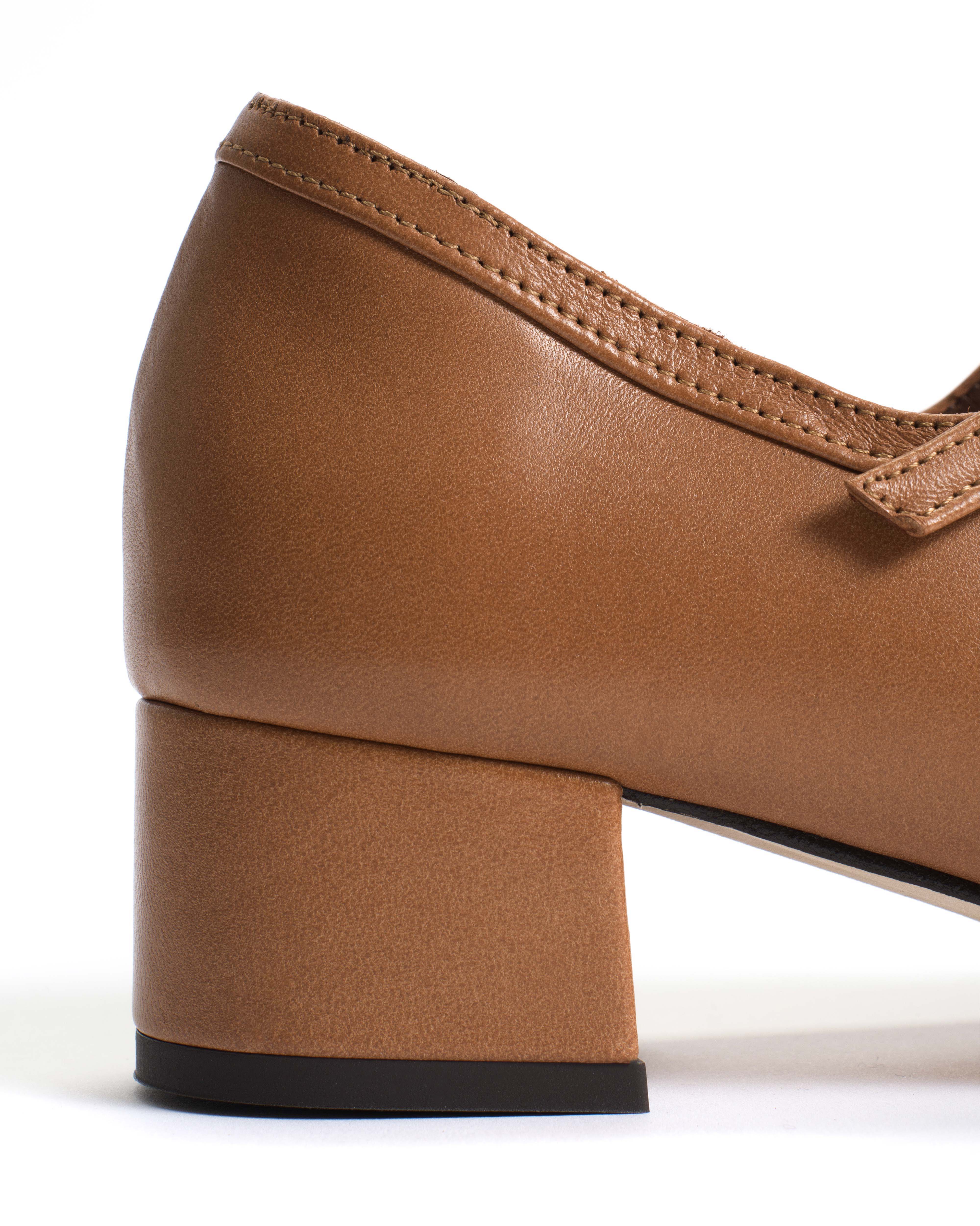 Balie 40 Shiny lamb Caramel - Image 8