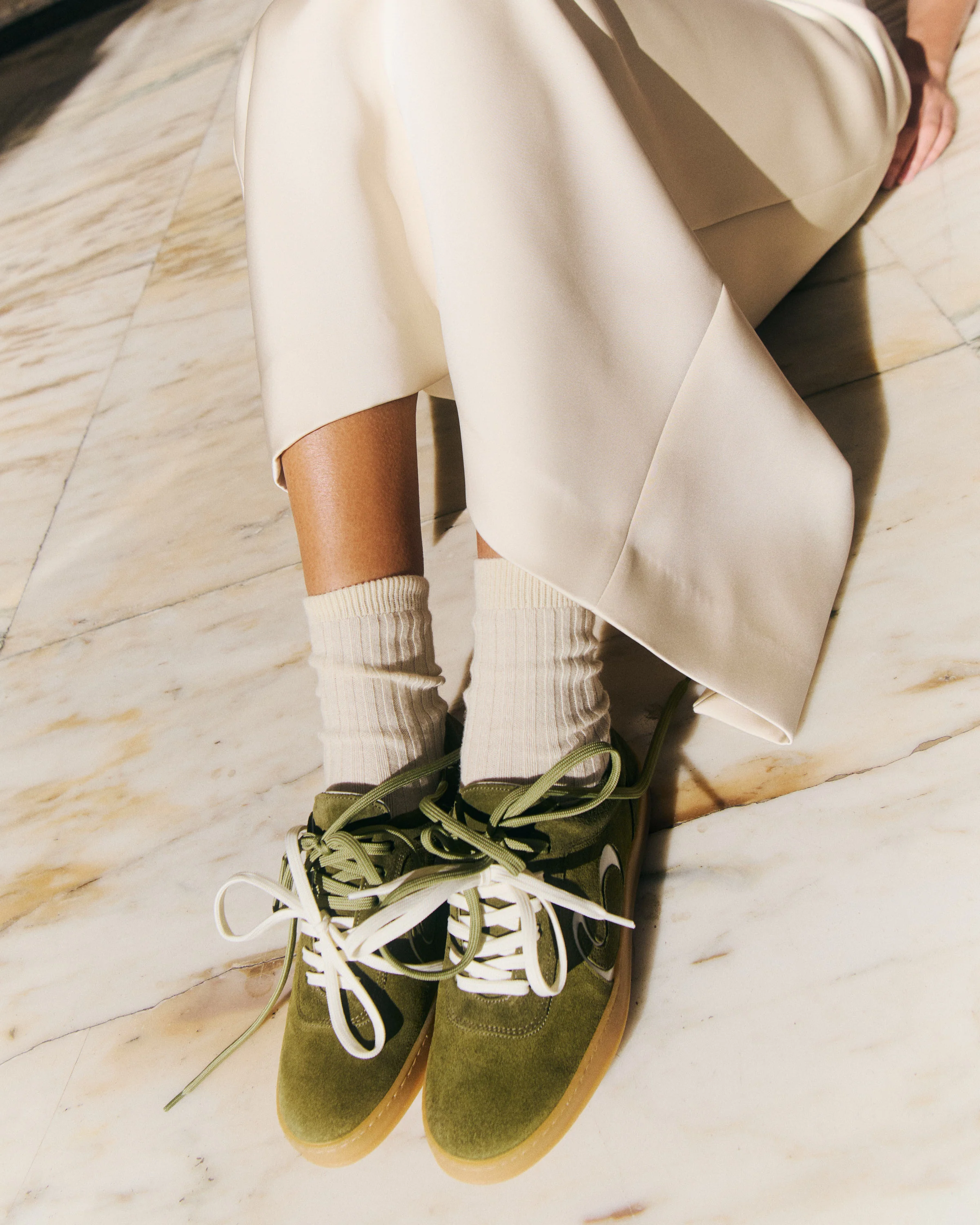 Blaire Calf suede & polished soft calf Olive green & white sand - Image 3