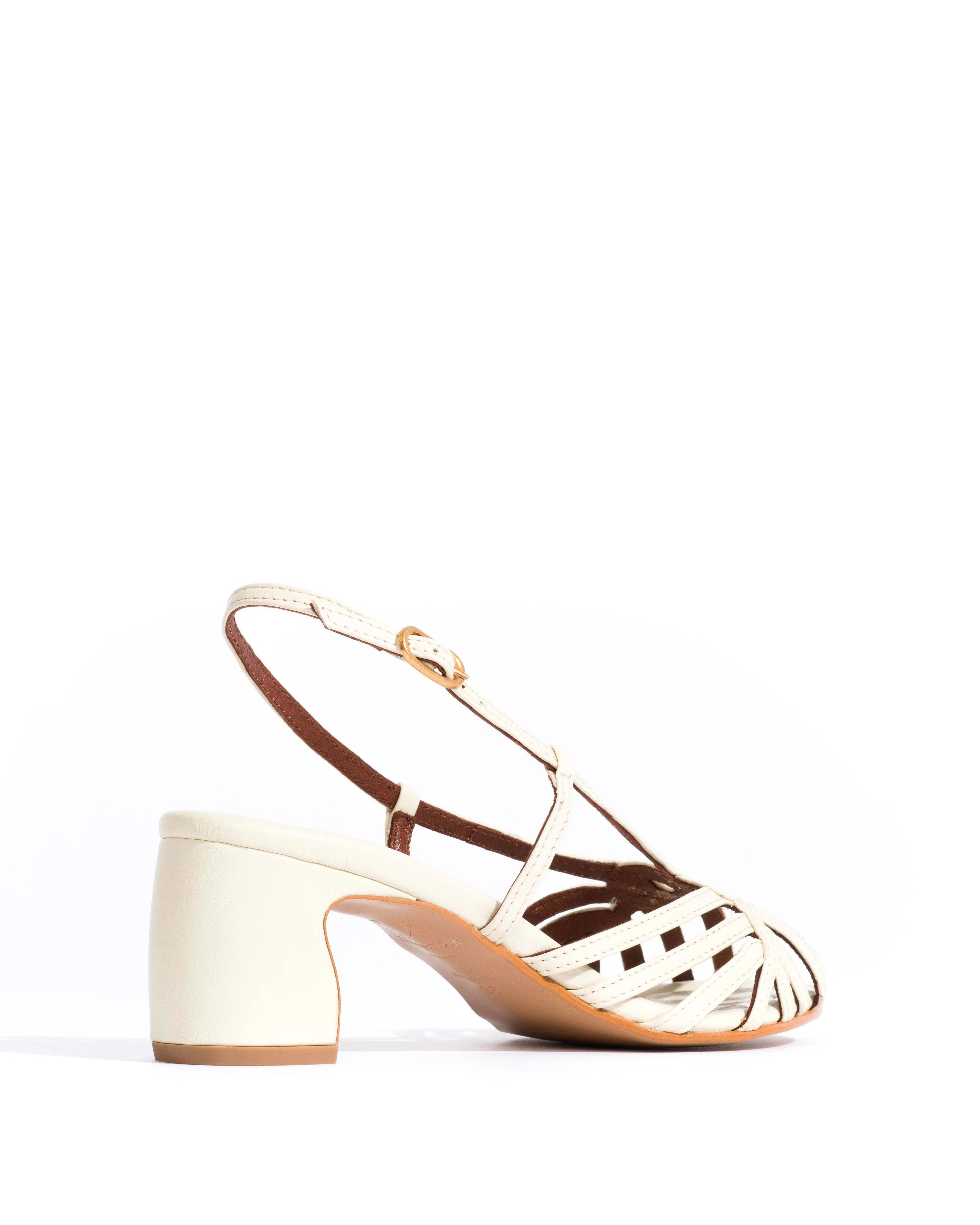 Briddie 50 heart Shiny lamb White sand - Image 3