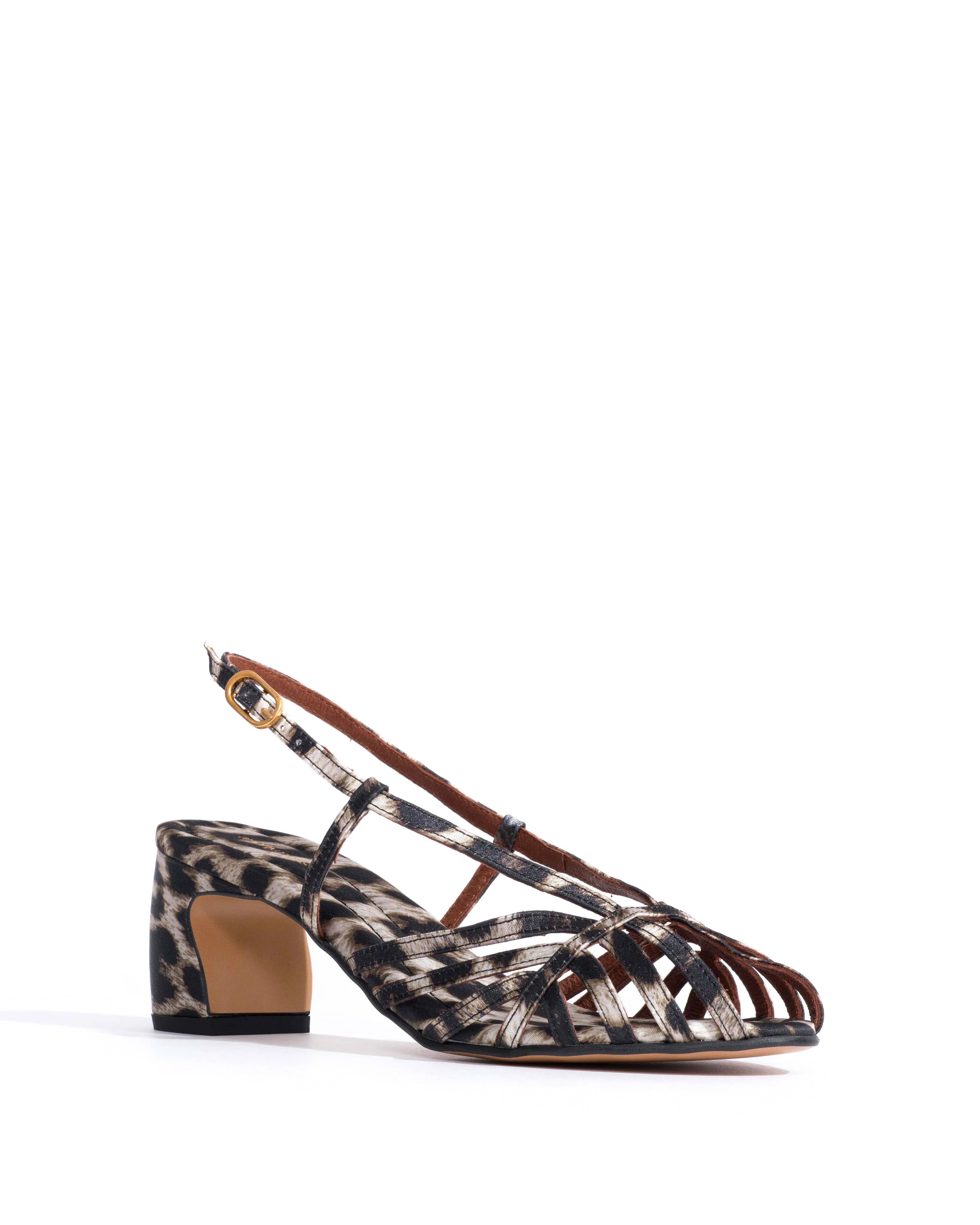Briddie 50 Satin print Snow leopard - Image 2