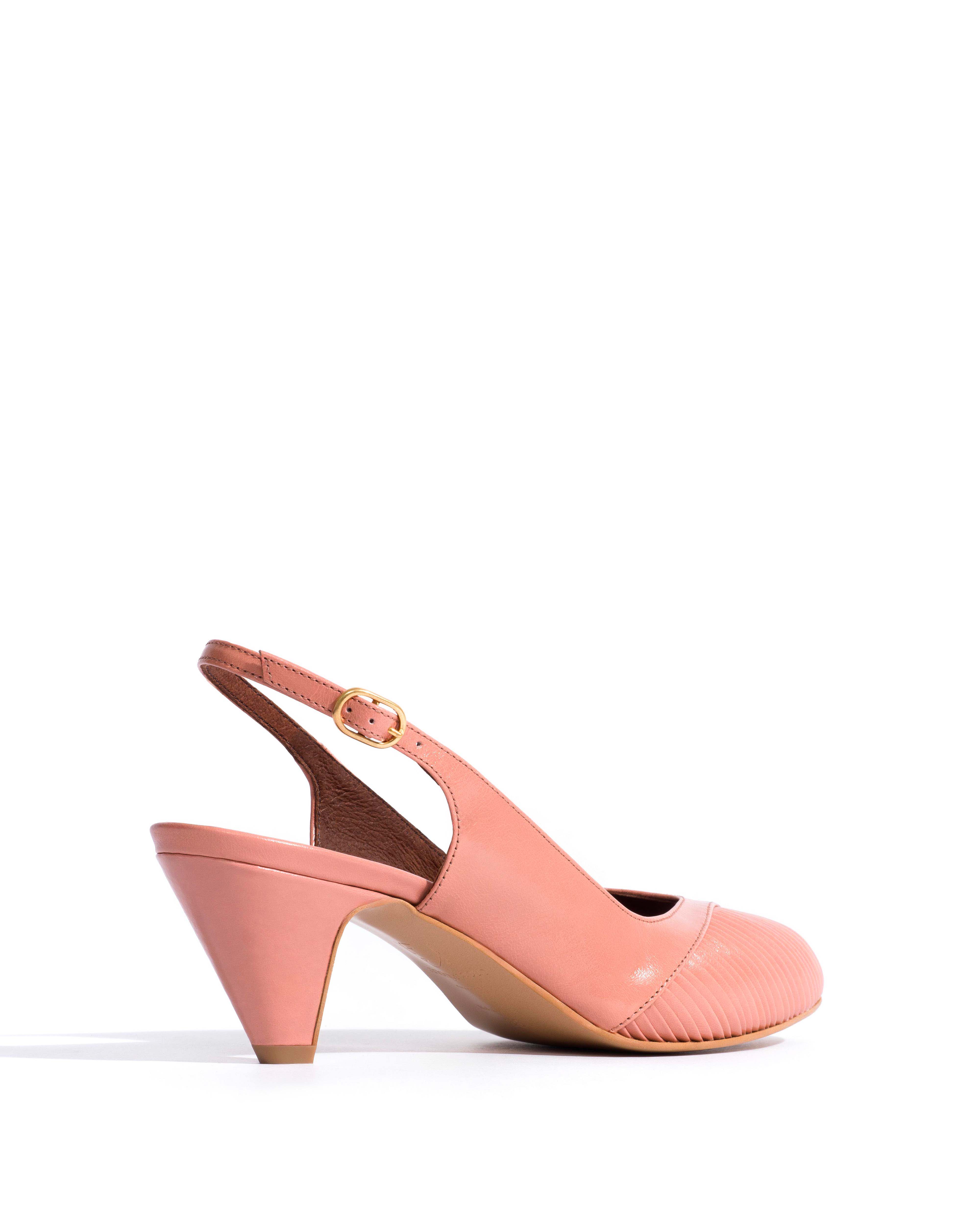 Cassandra 50 stiletto Crinkled polished goat Misty coral - Image 3