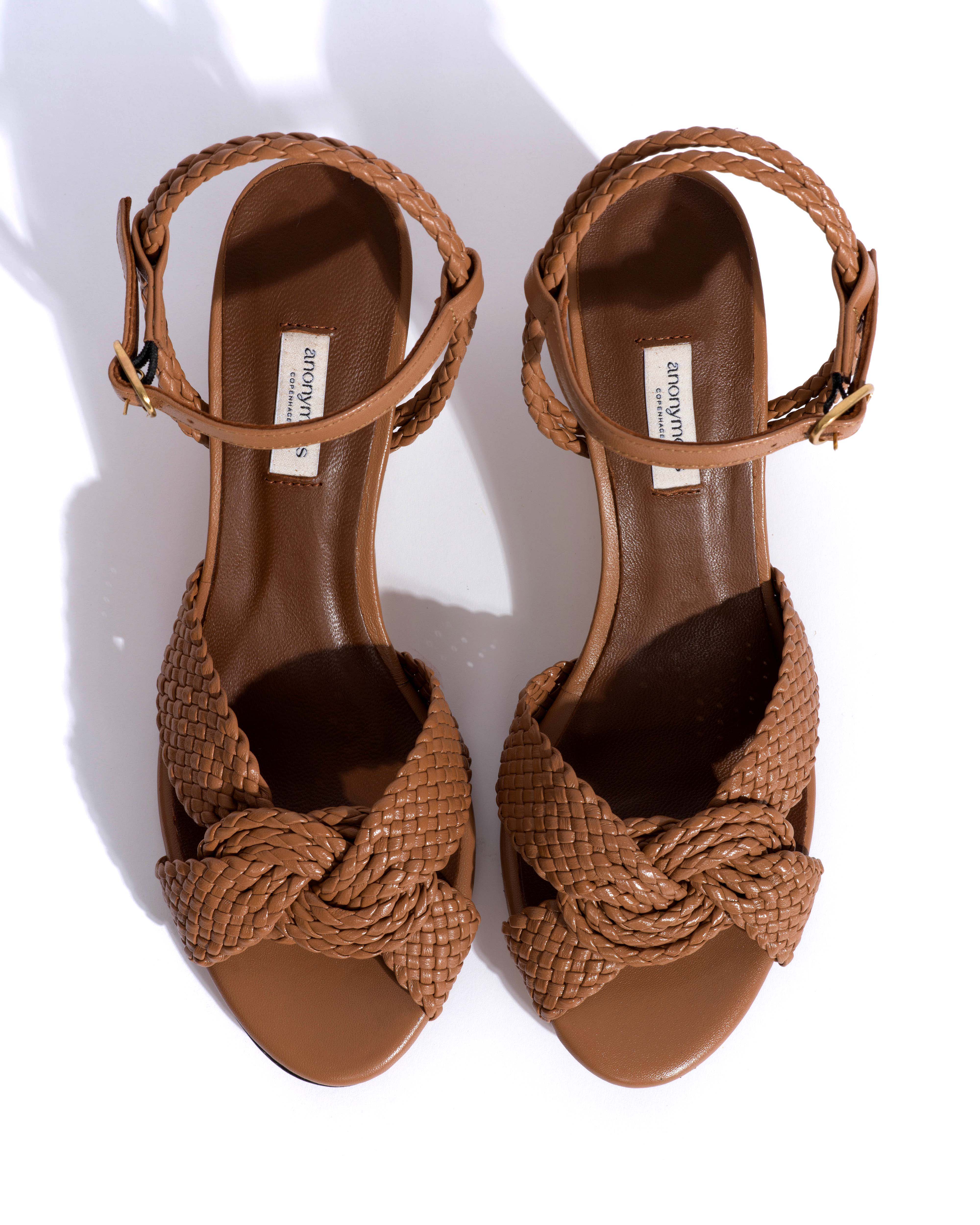 Dilaya 55 hand-braided Hand-braided leather Caramel - Image 4