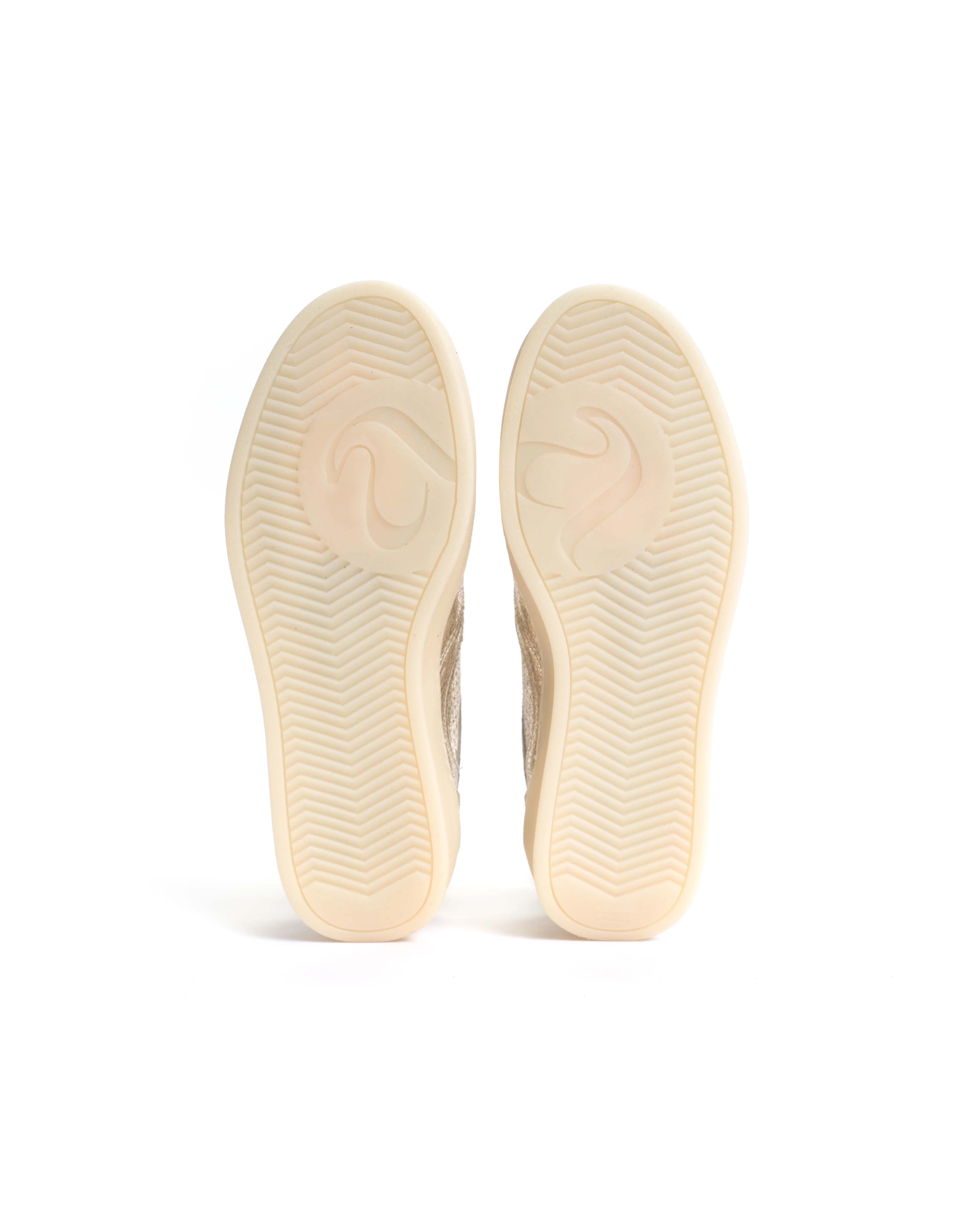Elevate Crackled metallic goat Champagne - Image 6