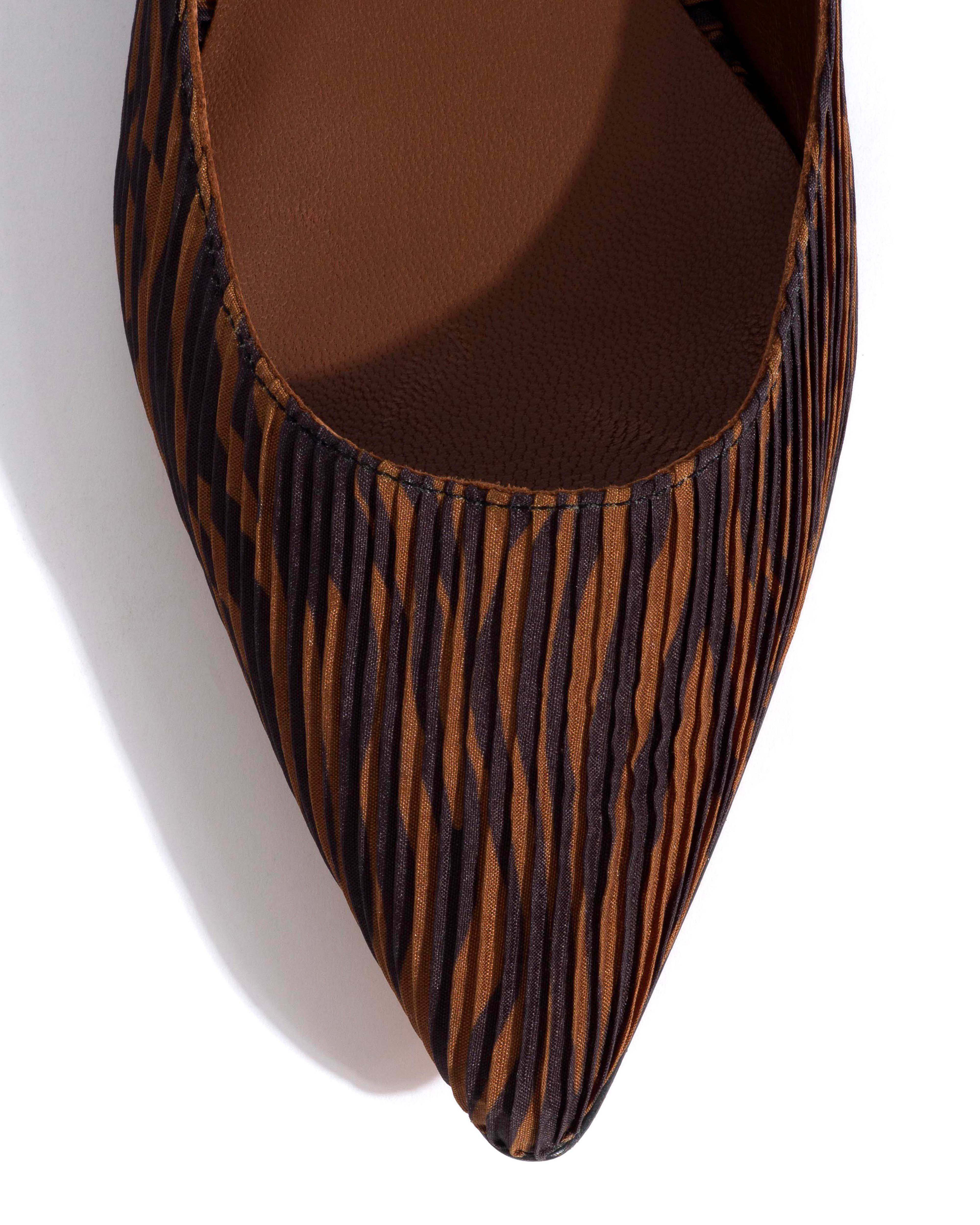 Fifi Pleated zebra Chocolate shades - Image 5