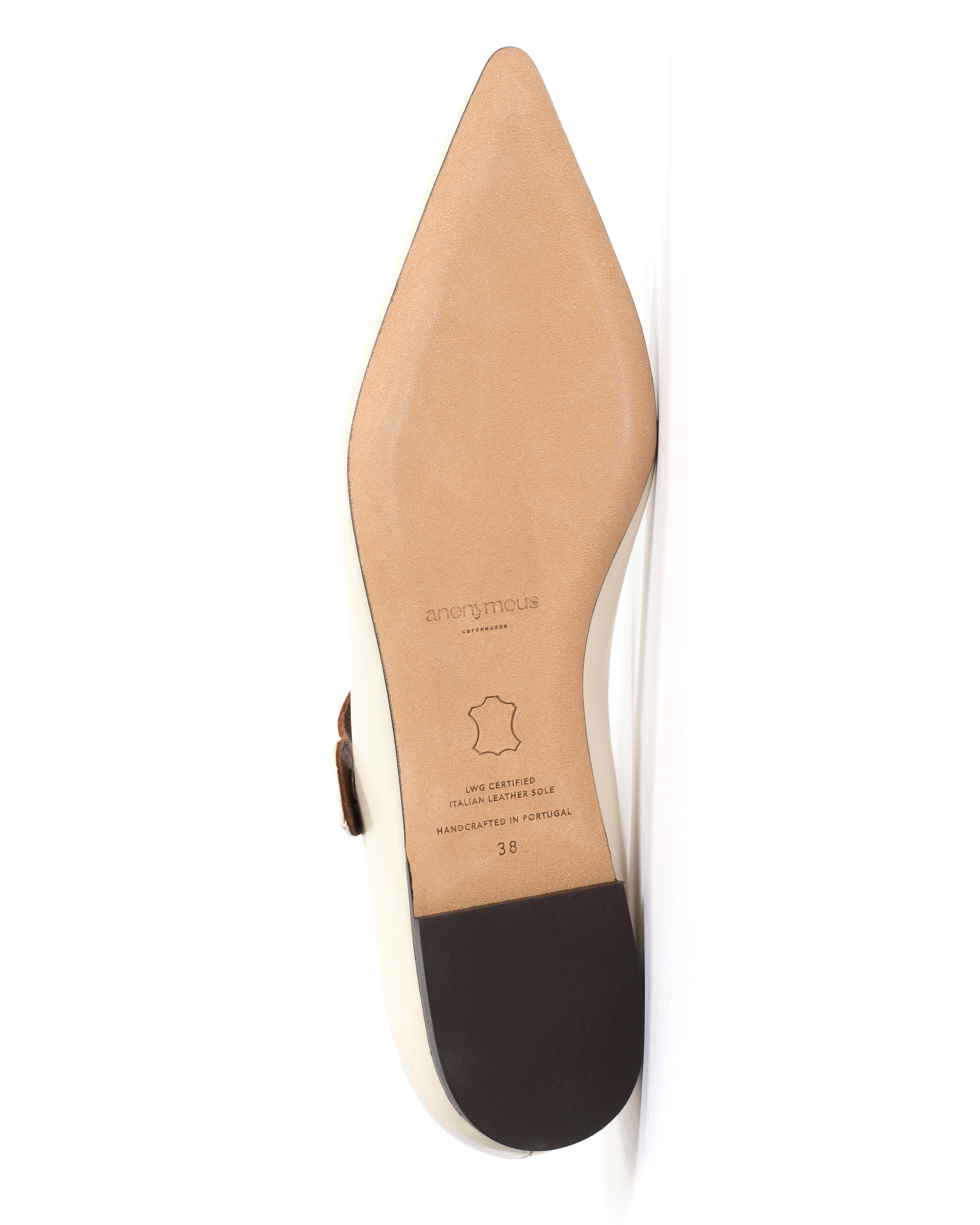 Fifi Shiny lamb White sand - Image 7
