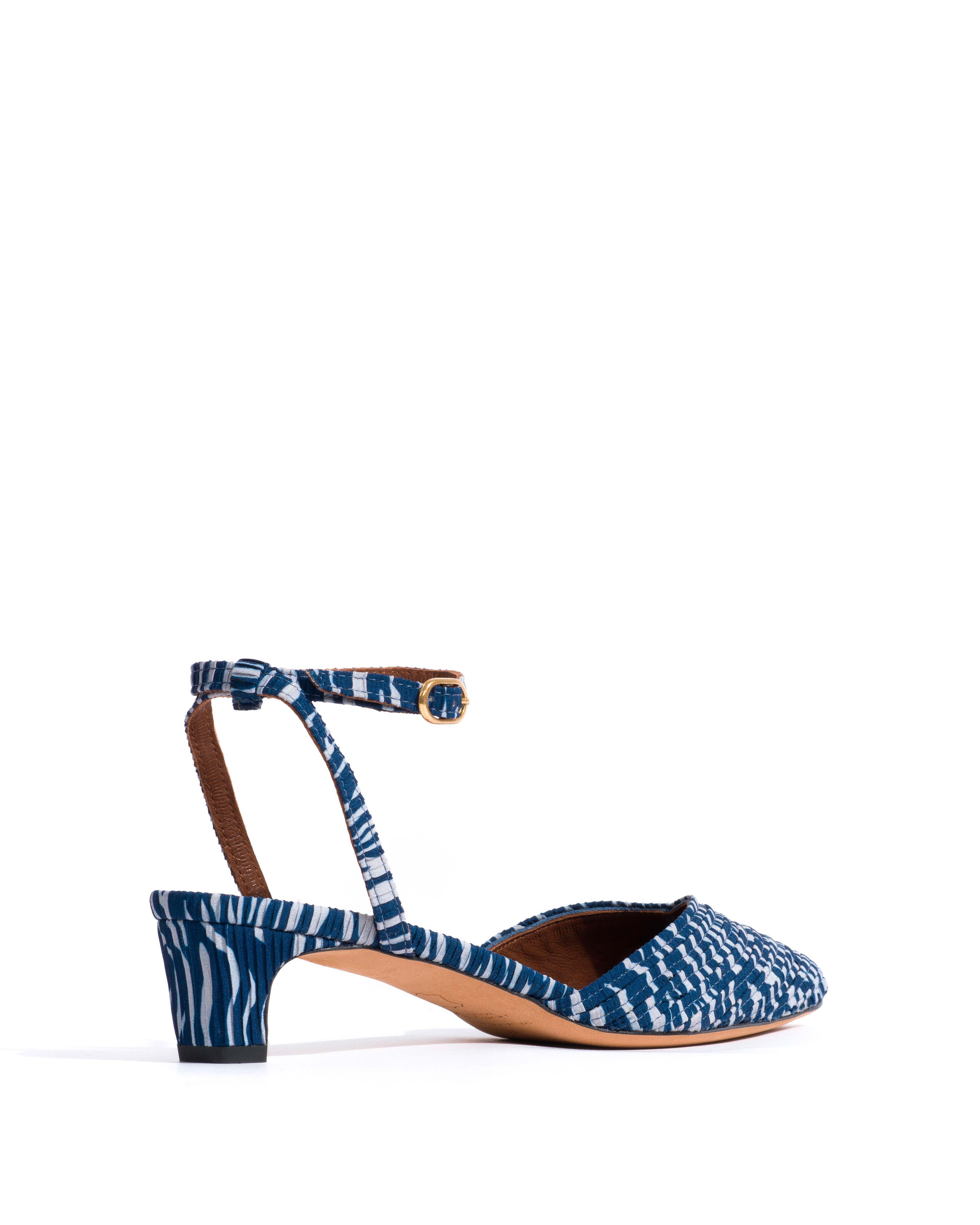 Givia 40 Pleated zebra Blue shades - Image 3