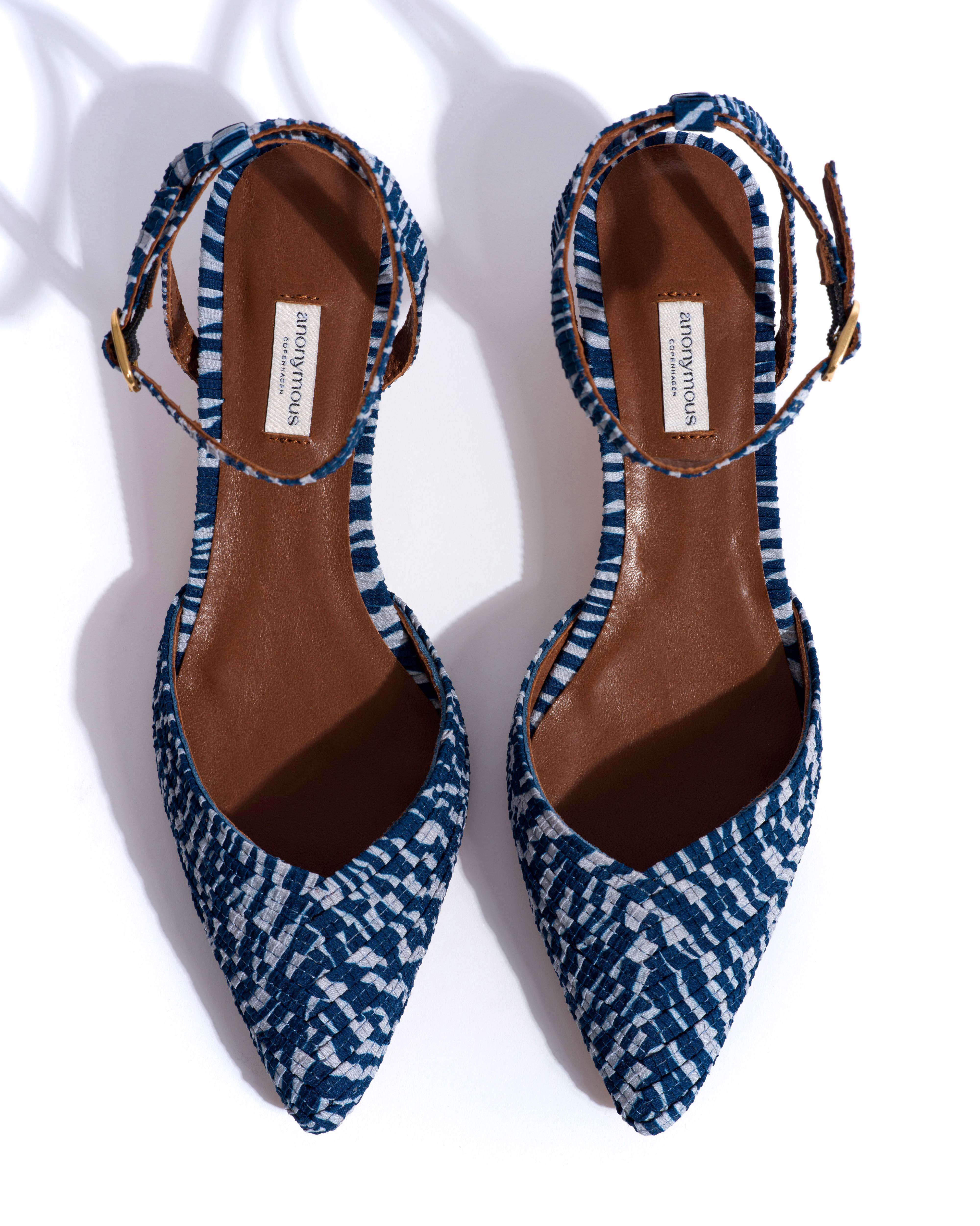 Givia 40 Pleated zebra Blue shades - Image 4