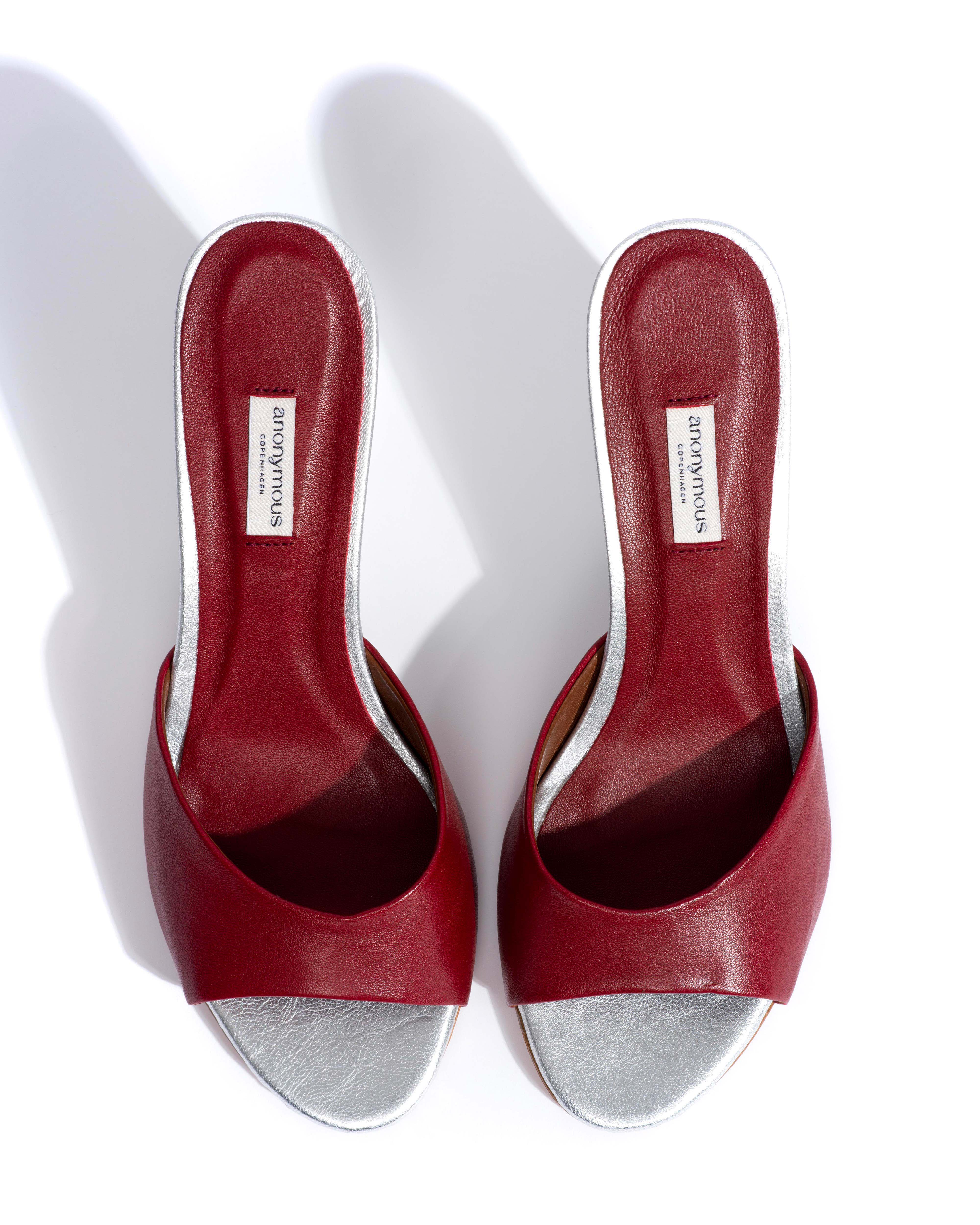 Gwen 75 wedge Shiny lamb & metallic goat Pomegranate & silver - Image 5