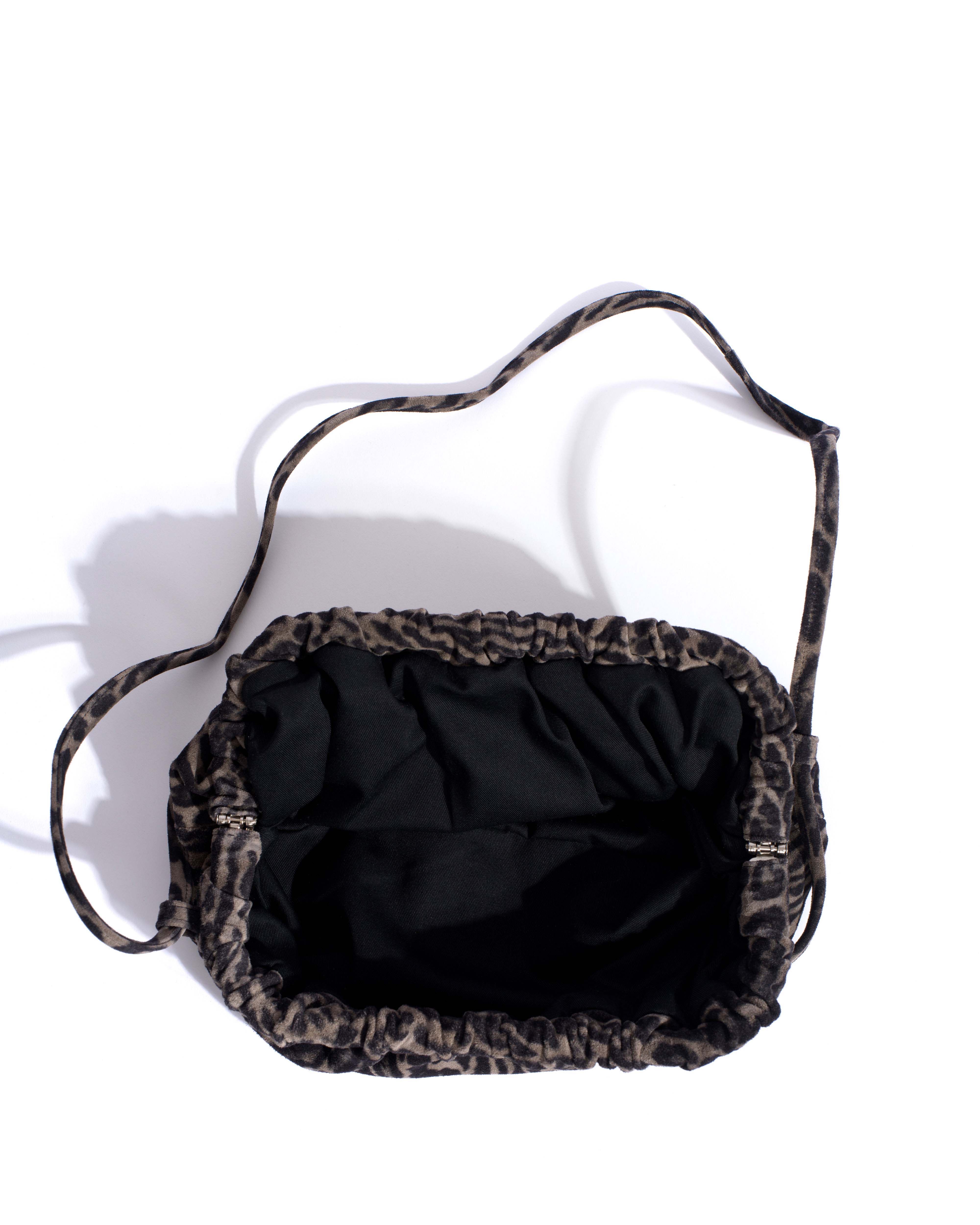 Hally classic cloud bag Calf suede print Snow leopard - Image 3
