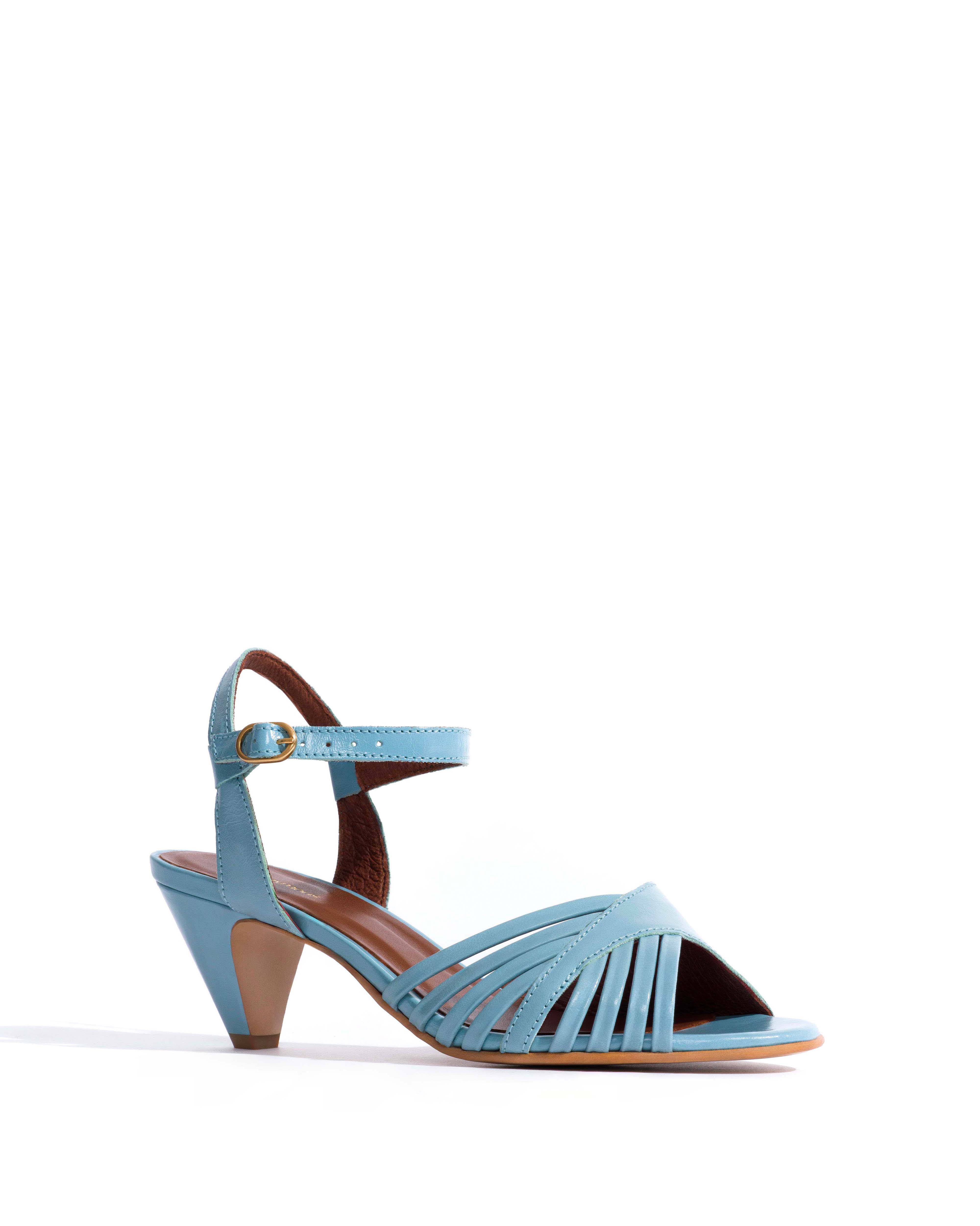 Hermine 50 stiletto Crinkled polished goat Porcelain blue - Image 2