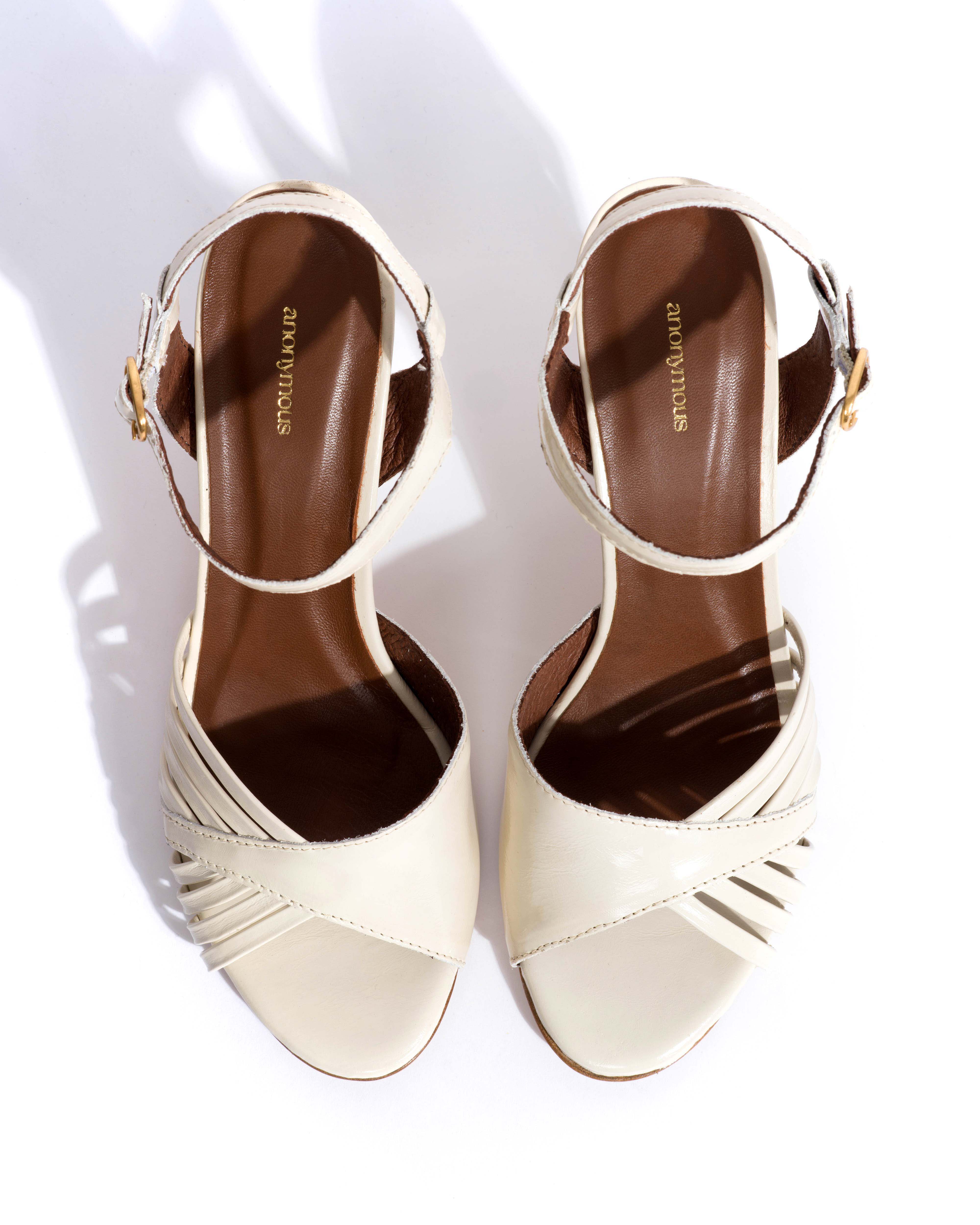 Hermine 75 Crinkled polished goat White sand - Image 4