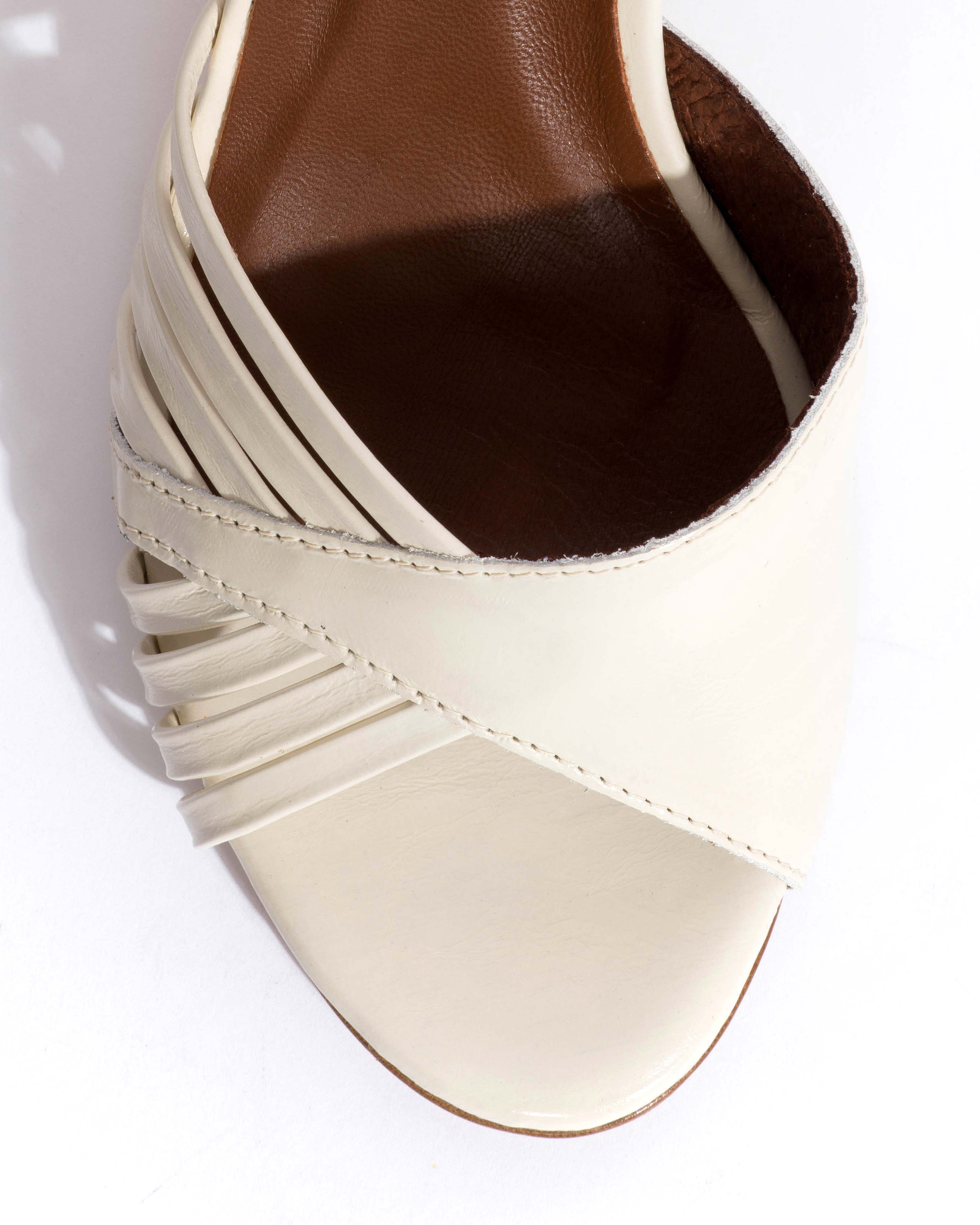 Hermine 75 Crinkled polished goat White sand - Image 5