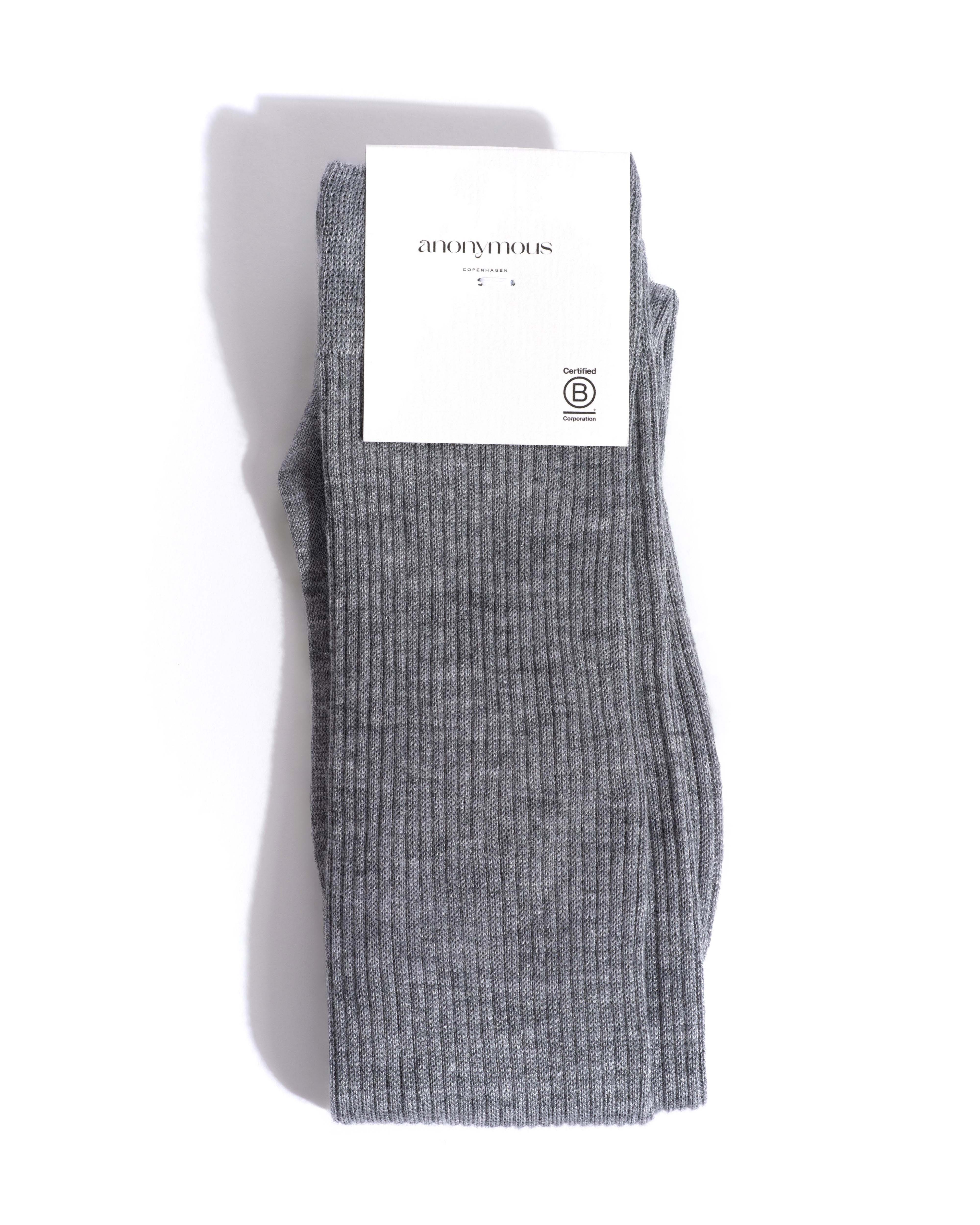 Ines knee-high silk cashmere socks 30% silk 70% cashmere Shark grey - Image 4