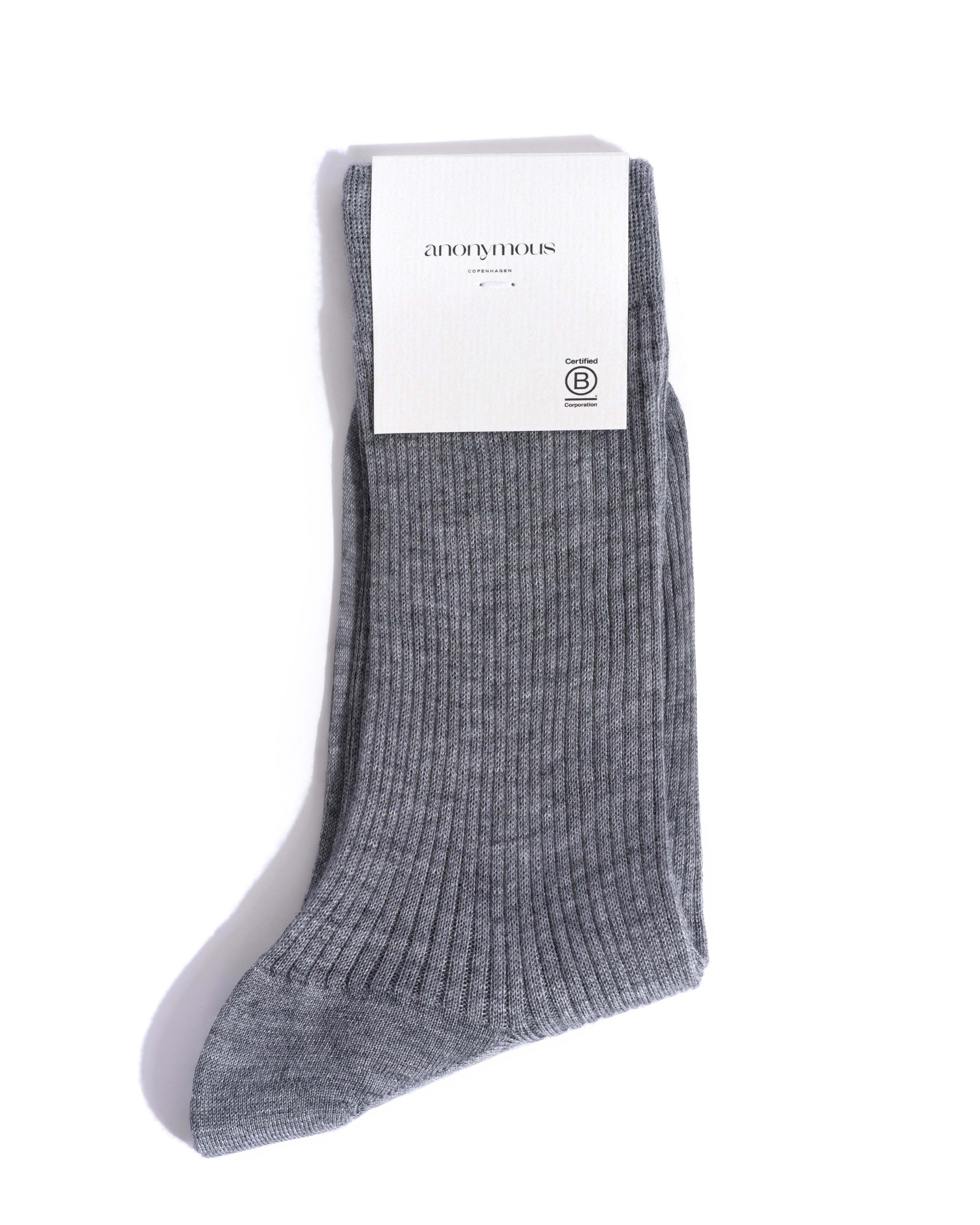 Ines silk cashmere socks 30% silk 70% cashmere Shark grey - Image 3