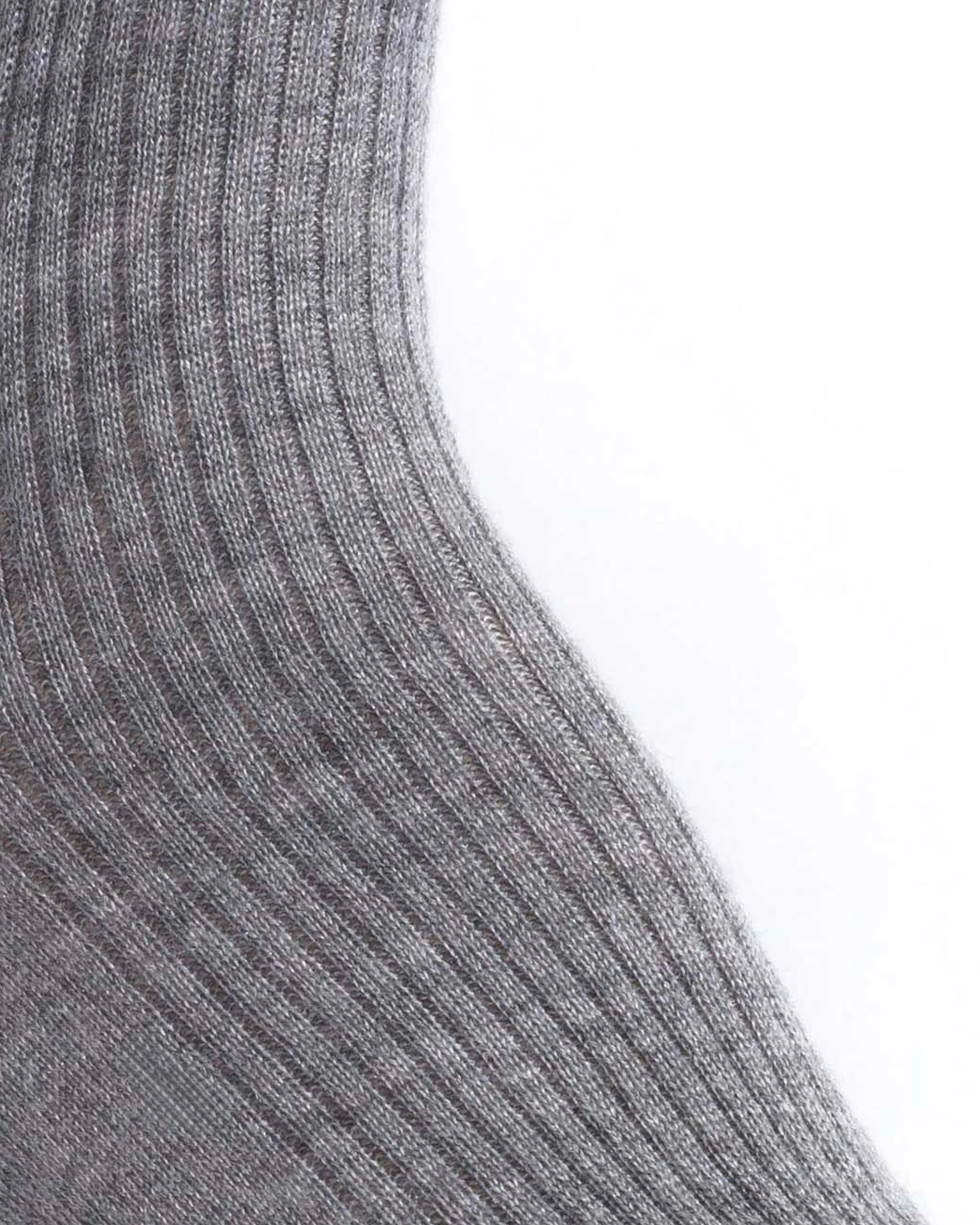 Ines silk cashmere socks 30% silk 70% cashmere Shark grey - Image 5