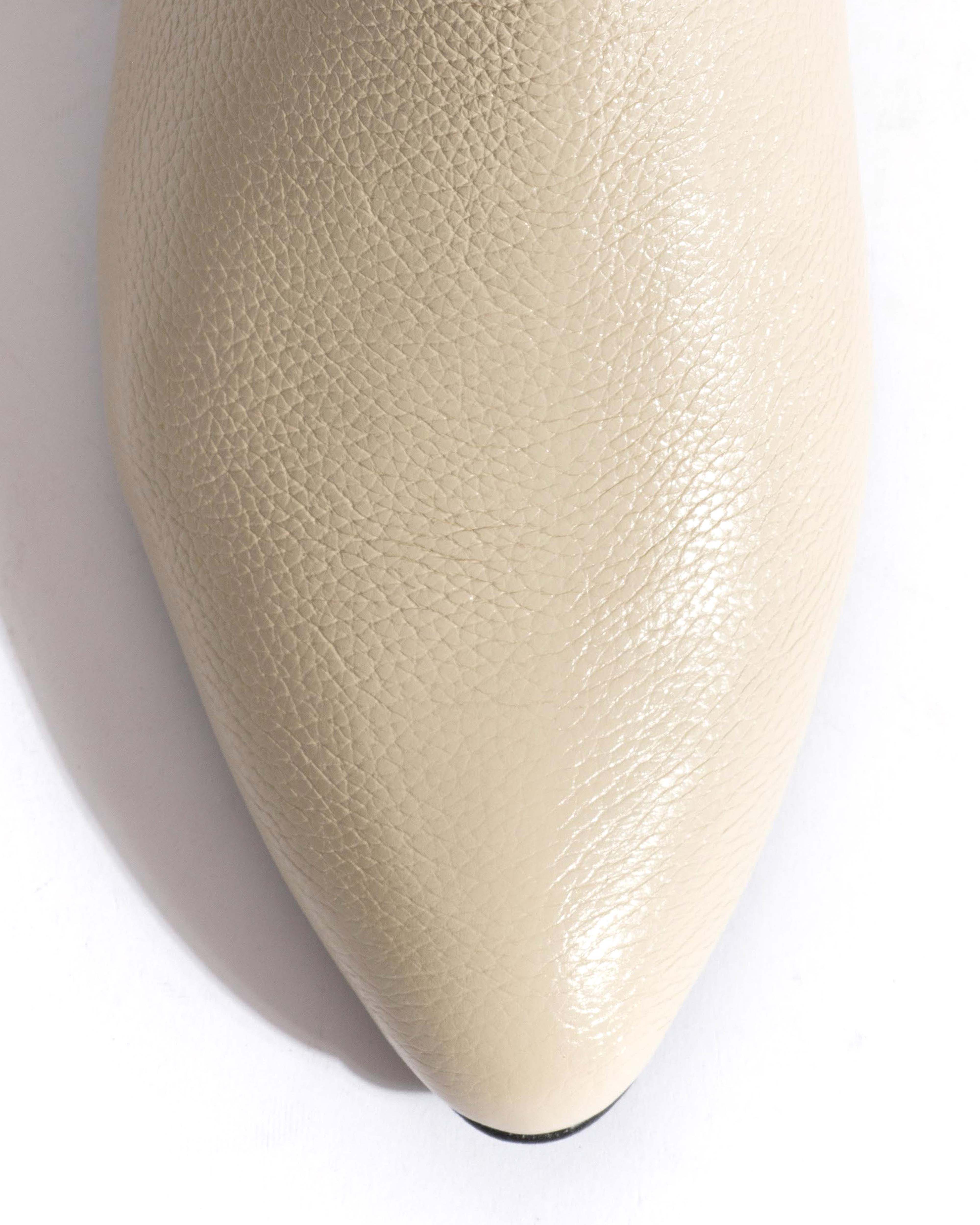 Jasmina 20 Pebbled soft calf & suede leather White sand - Image 5