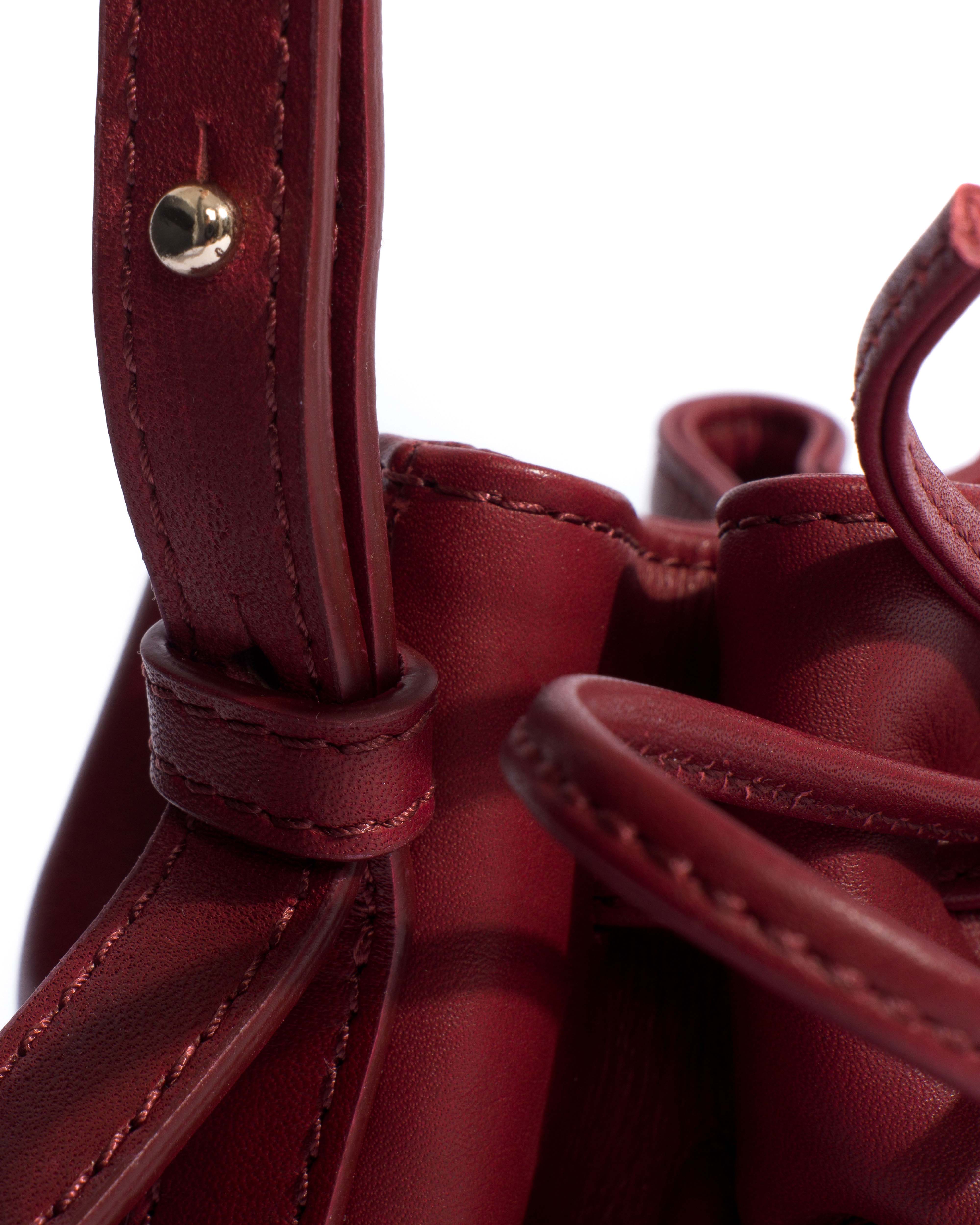 Kacey petite bucket bag Soft calf Pomegranate - Image 4