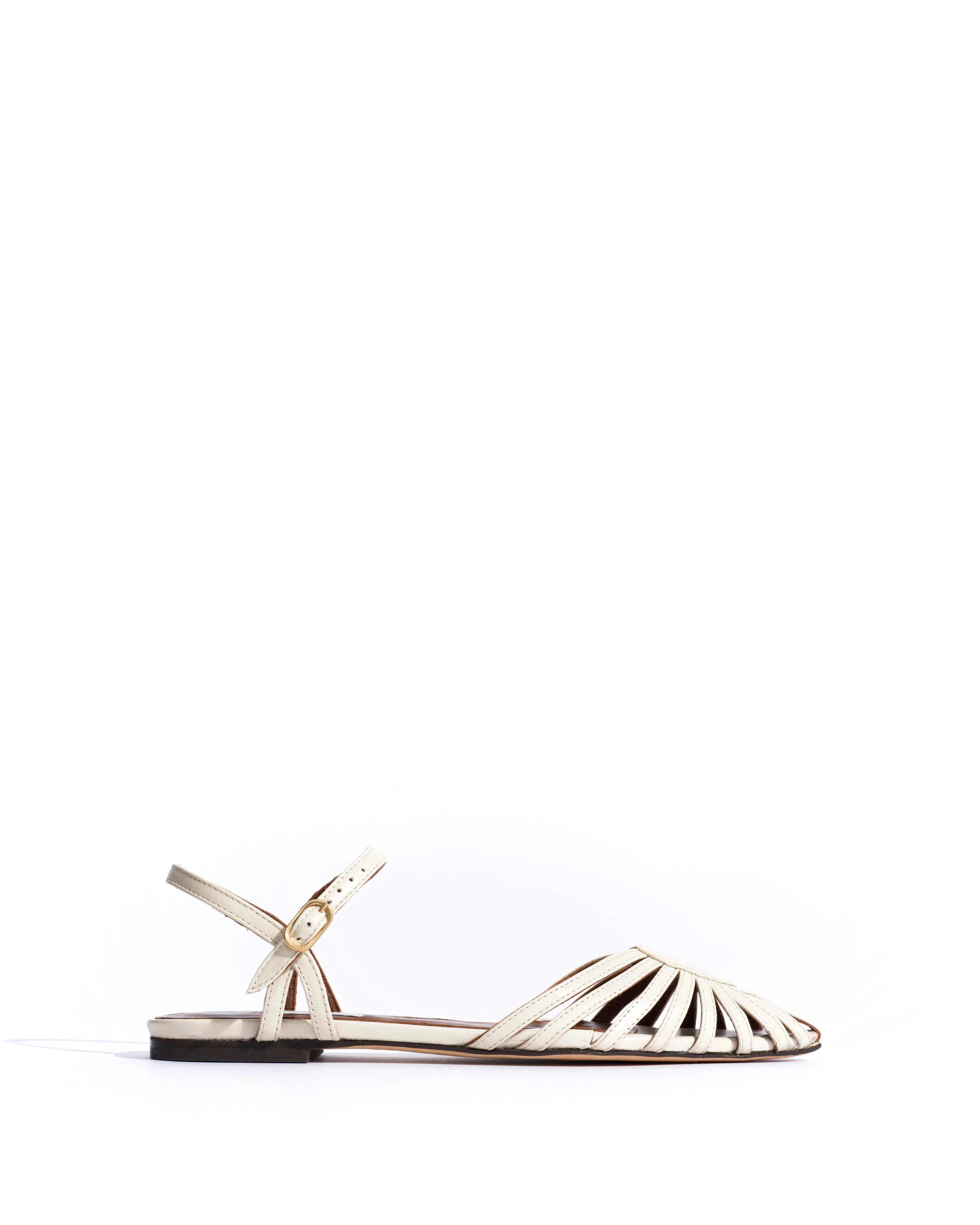 Keesha 10 Shiny lamb White sand