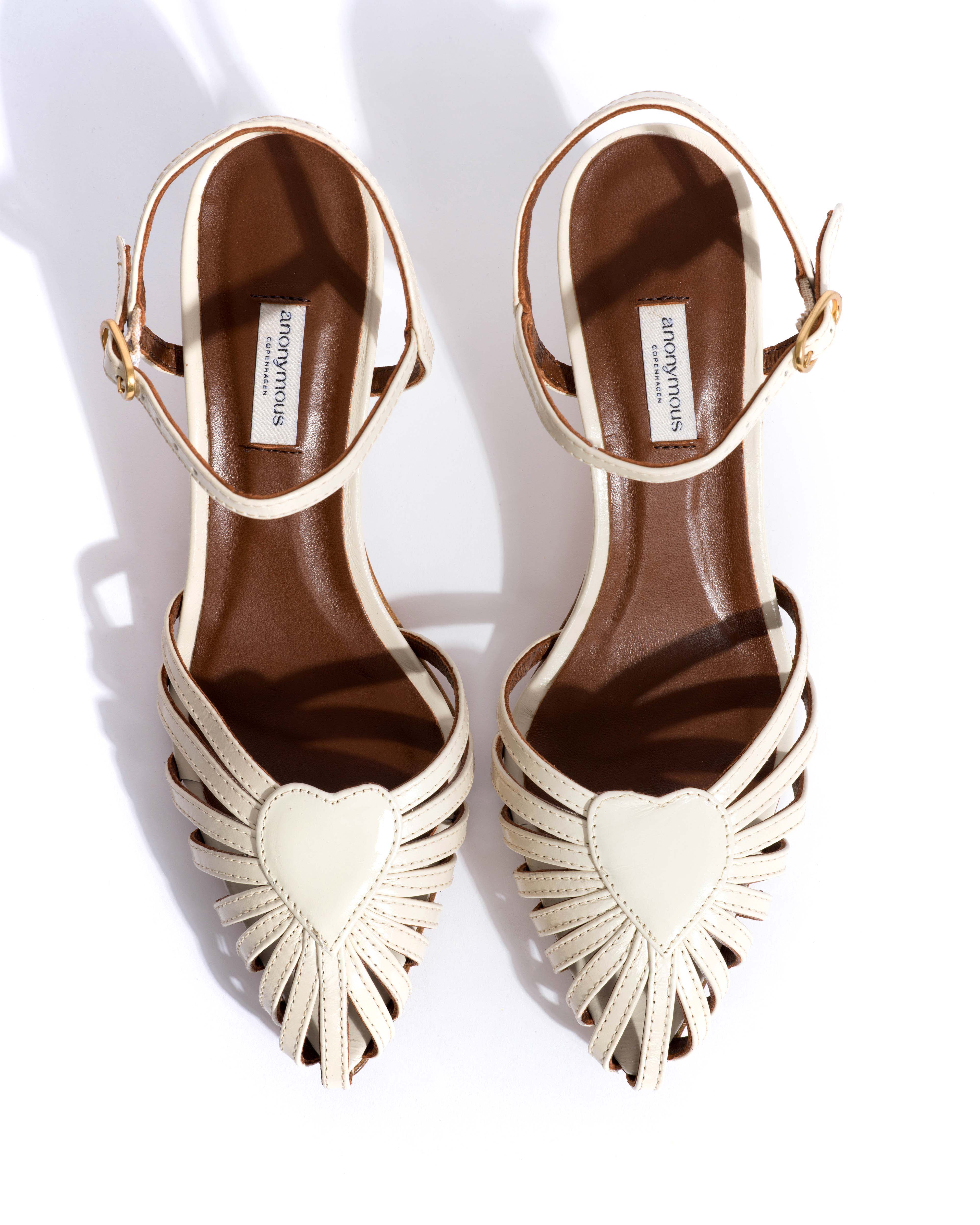 Keesha 55 Crinkled polished goat White sand - Image 4