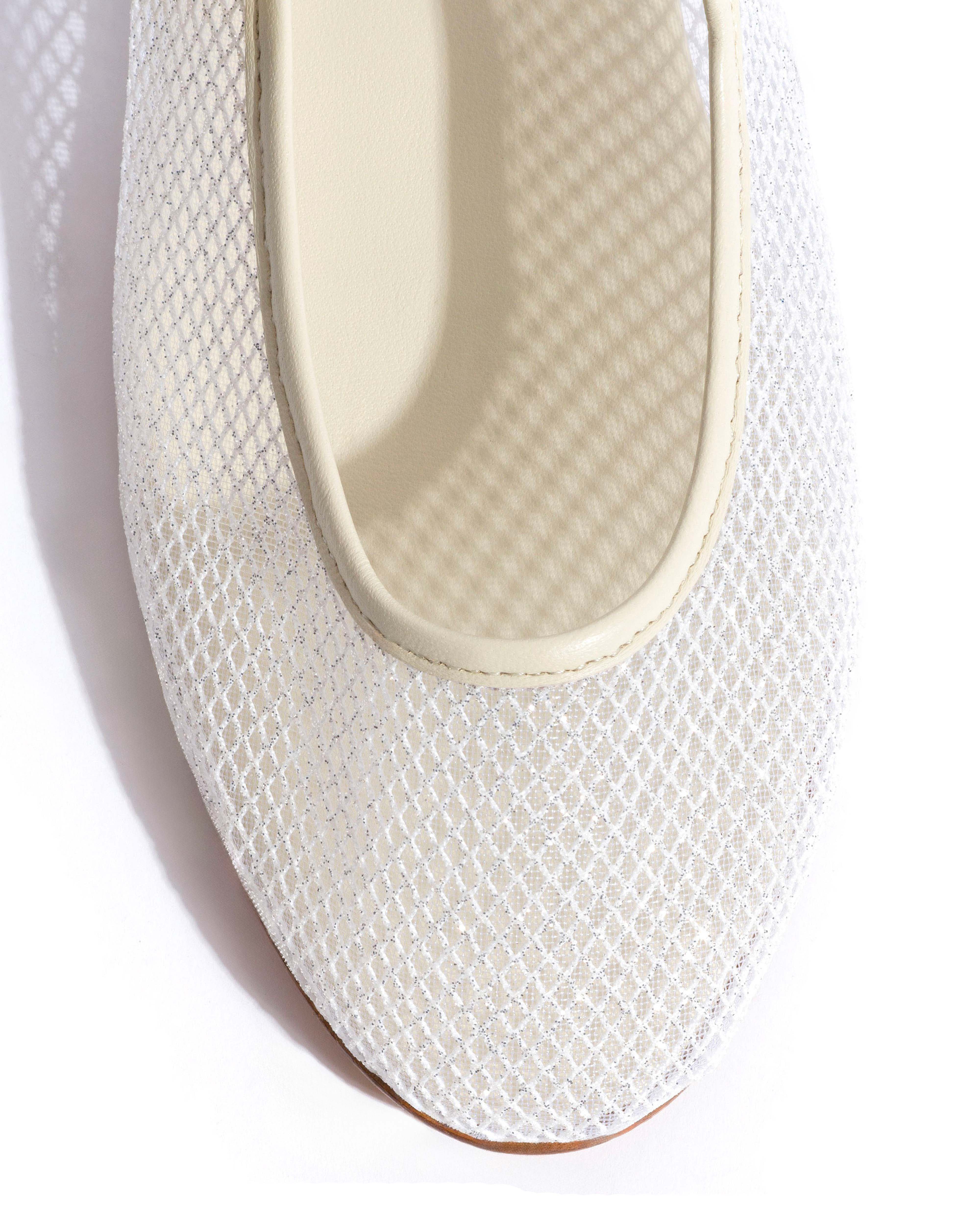 Lana netted mesh Shiny lamb & netted mesh White sand & silver - Image 5