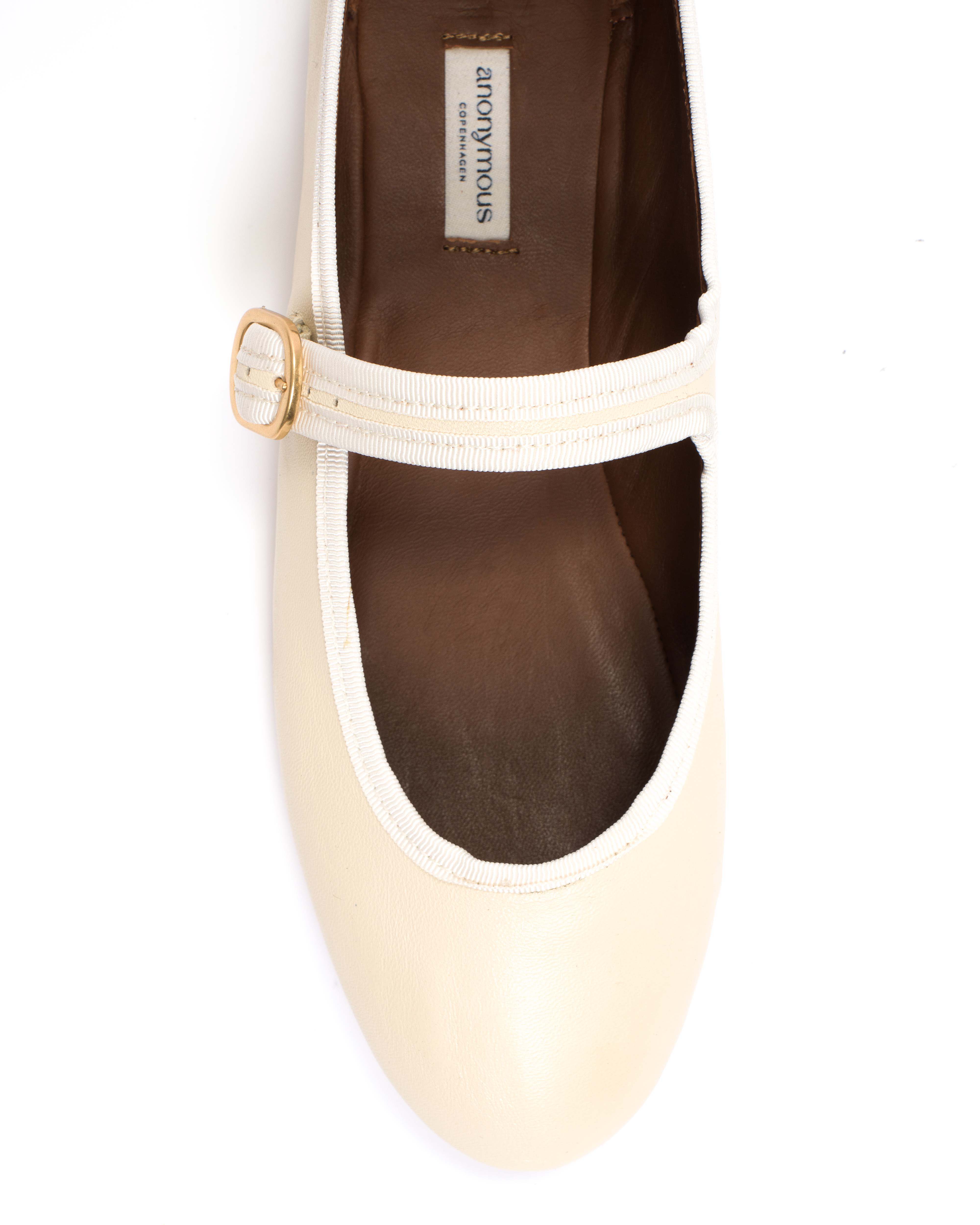 Lana Silky lamb White sand - Image 6