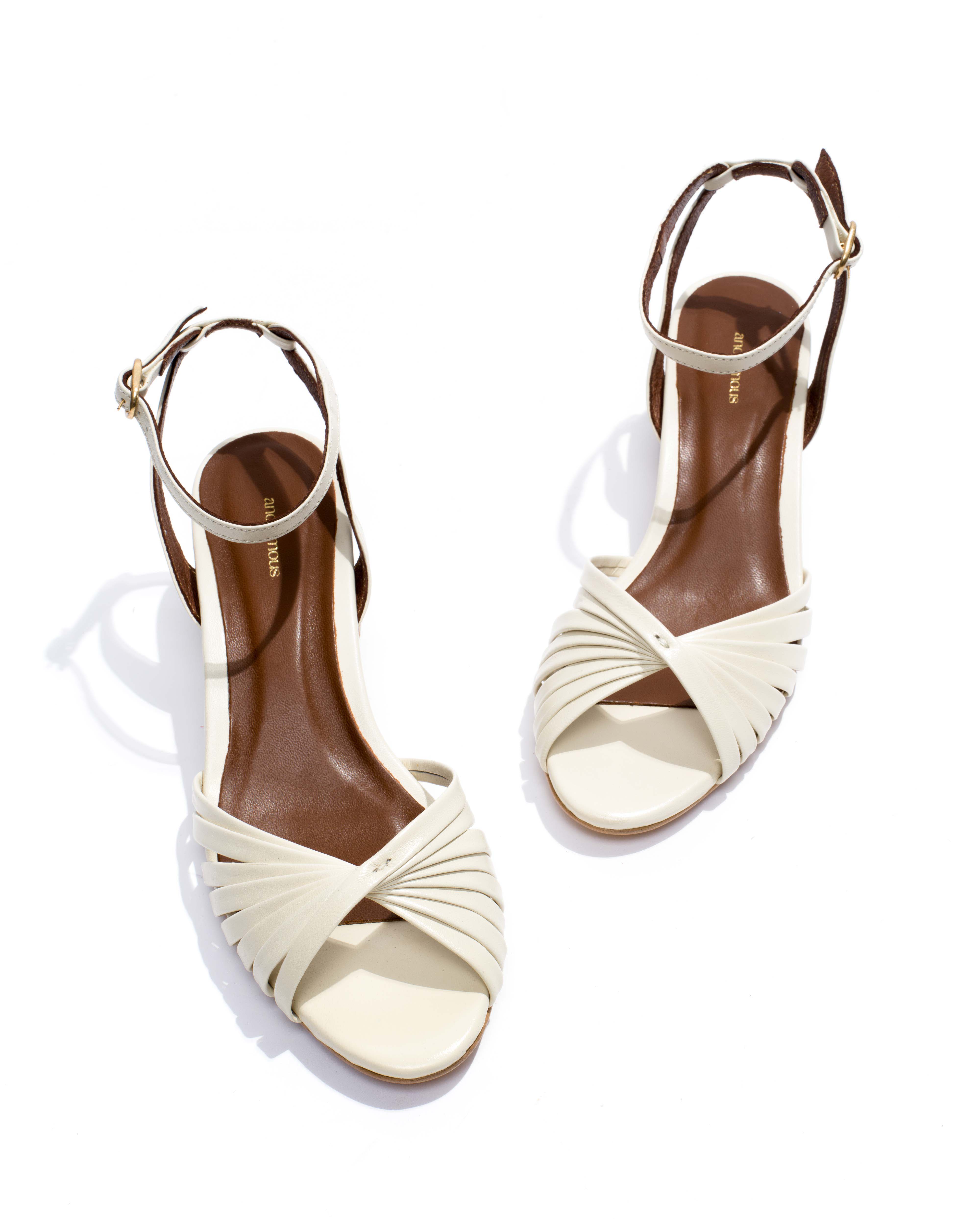 Margriet Shiny lamb White sand - Image 5