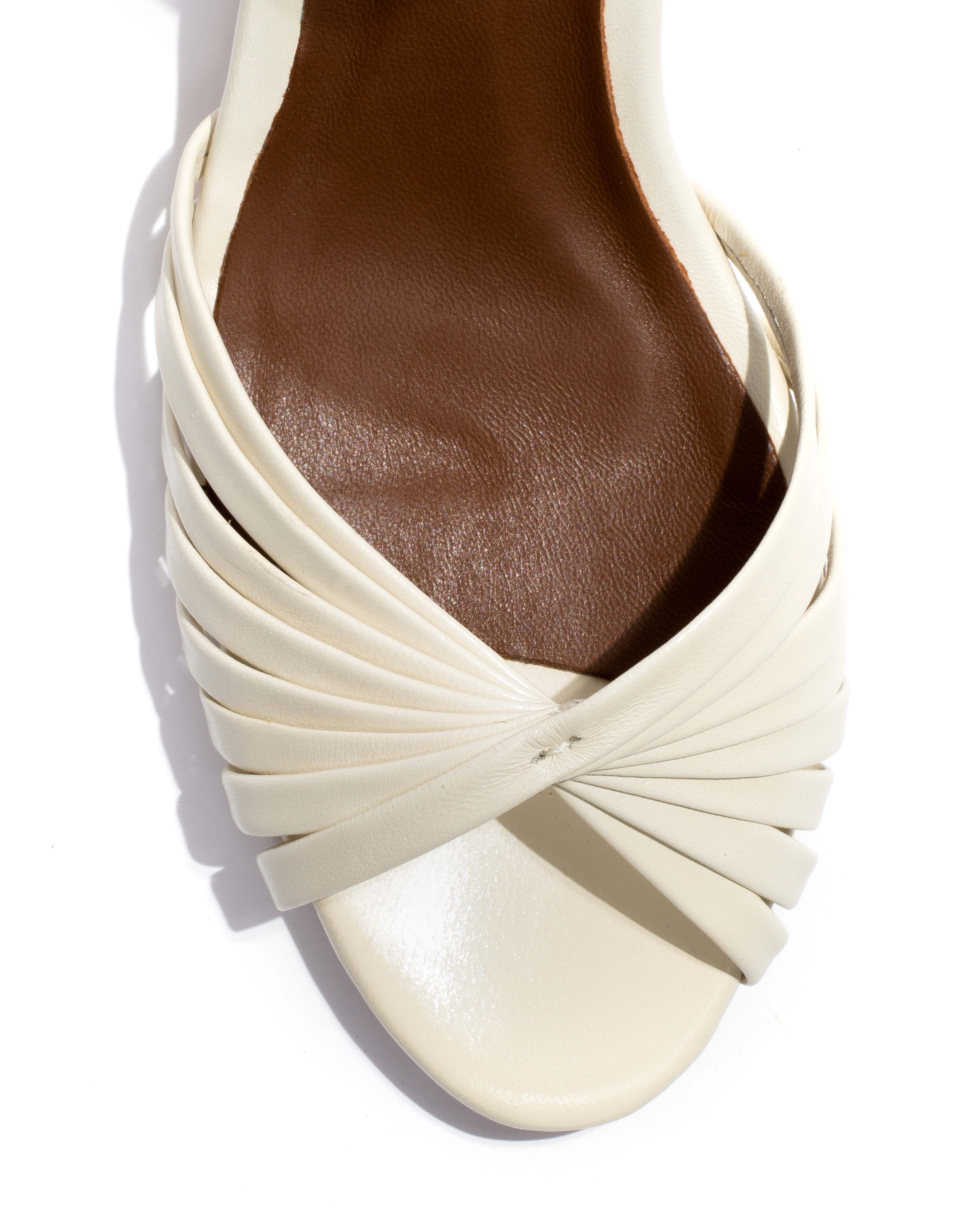 Margriet Shiny lamb White sand - Image 6