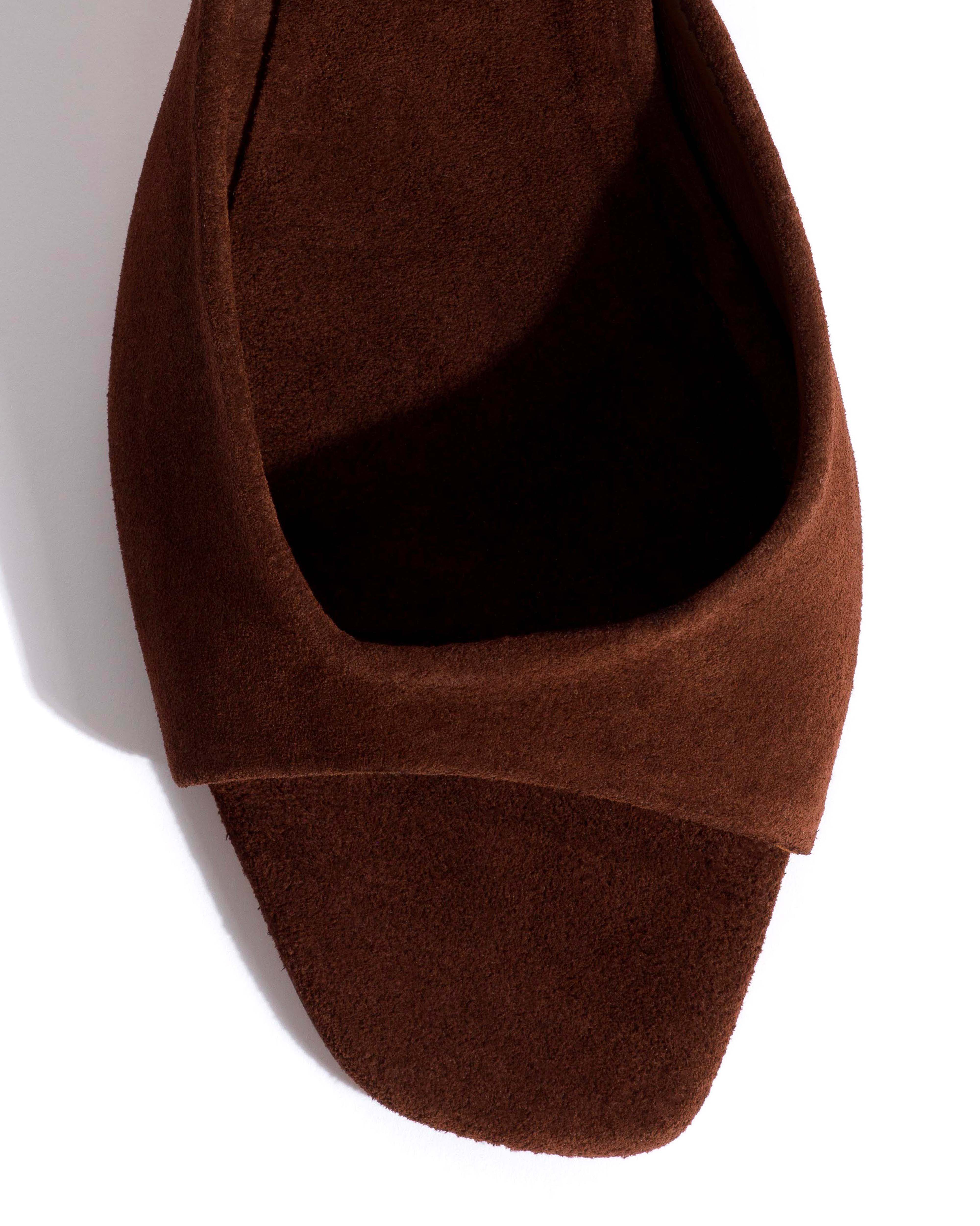 Mazy 100 Calf suede Chocolate - Image 5