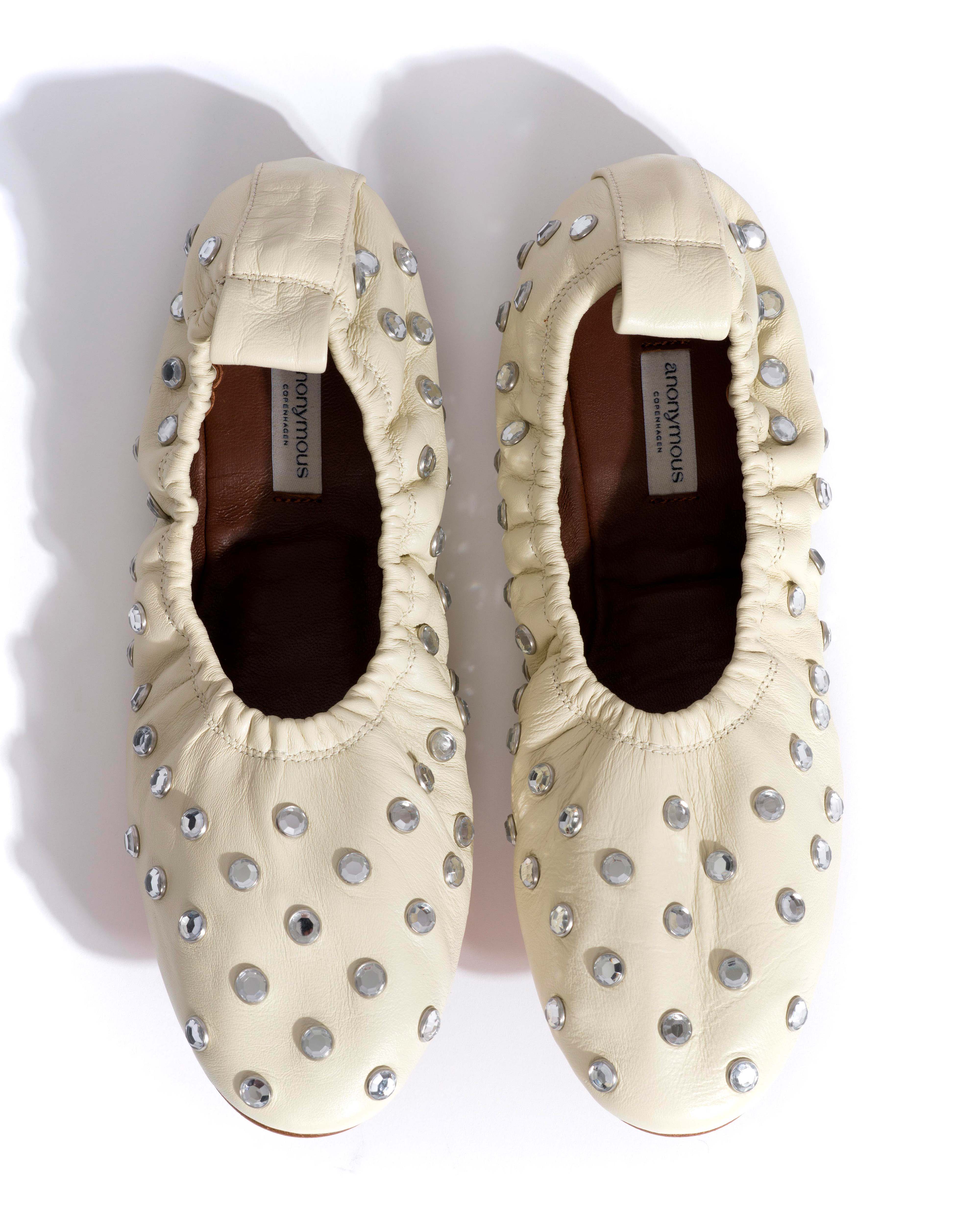 Mirelda crystals Silky lamb White sand - Image 4