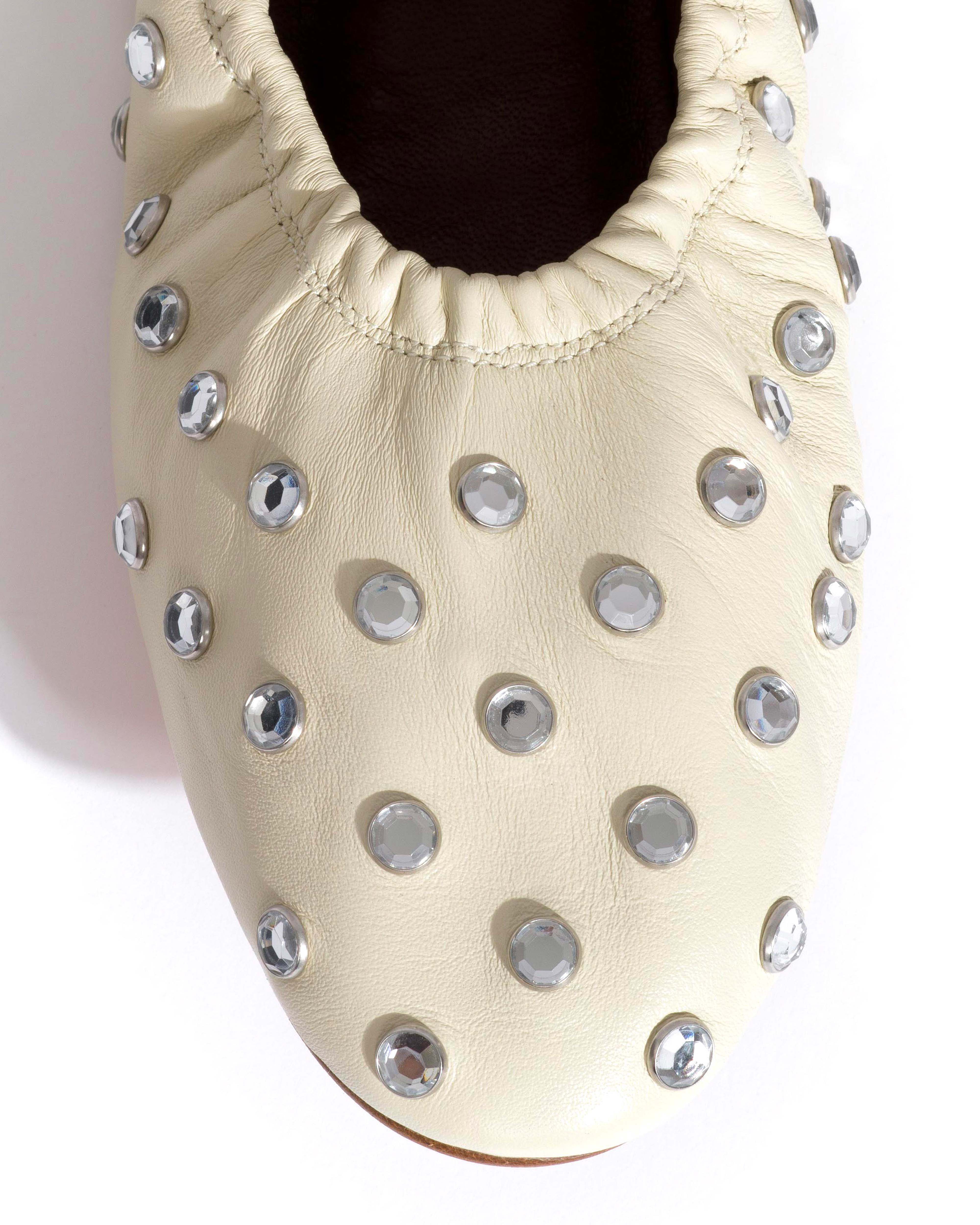 Mirelda crystals Silky lamb White sand - Image 5