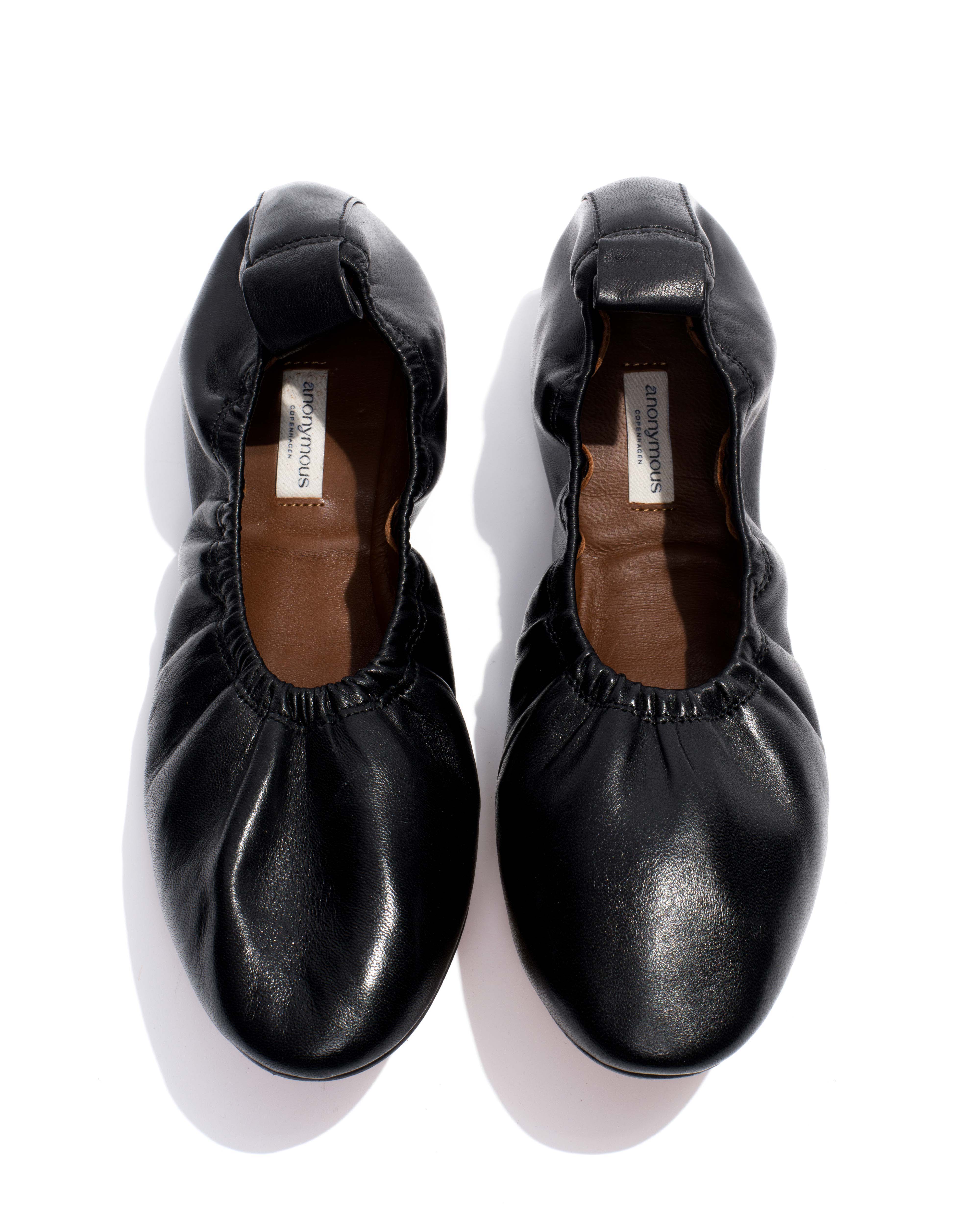 Mirelda Silky lamb Black - Image 4