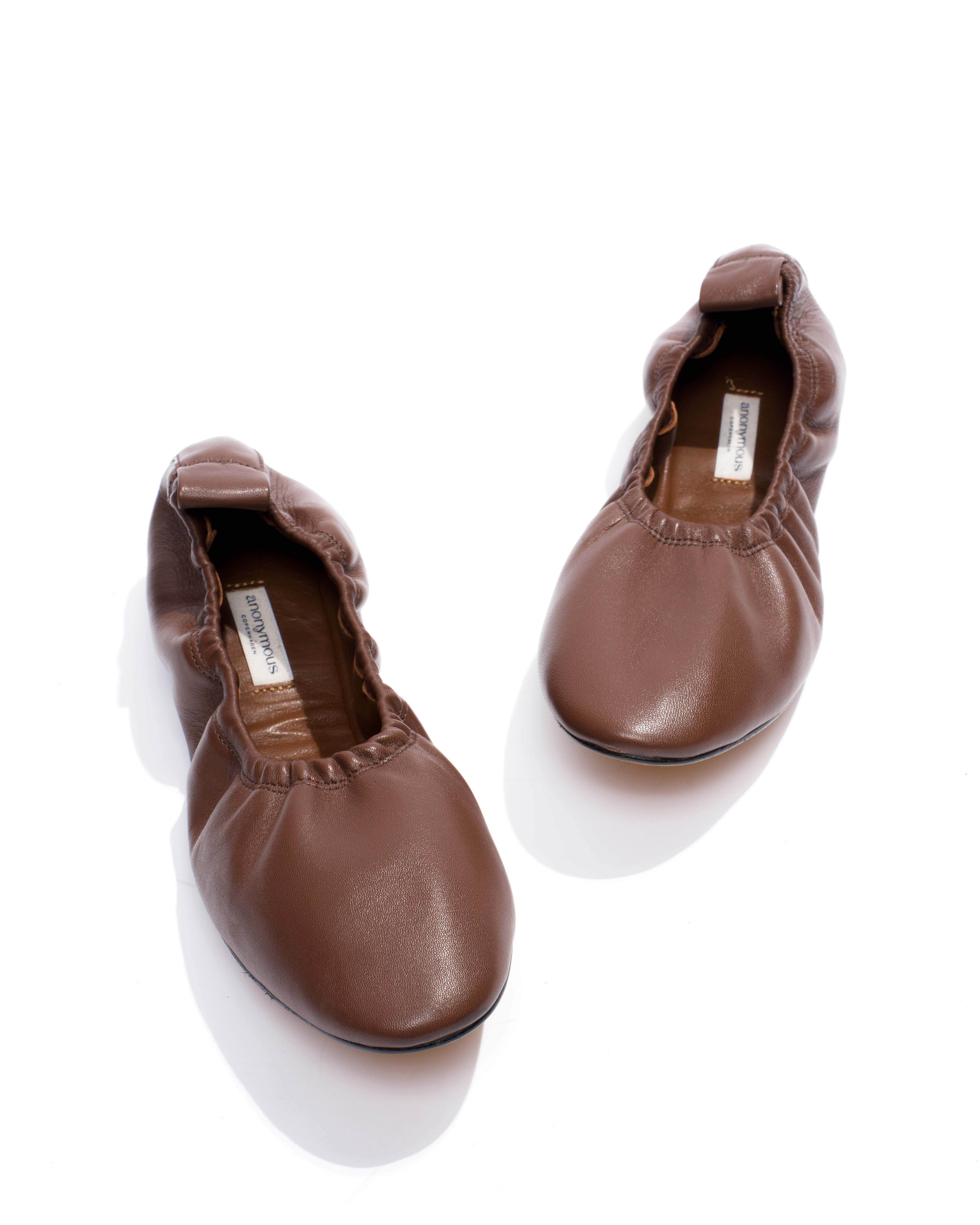 Mirelda Silky lamb Chocolate - Image 5