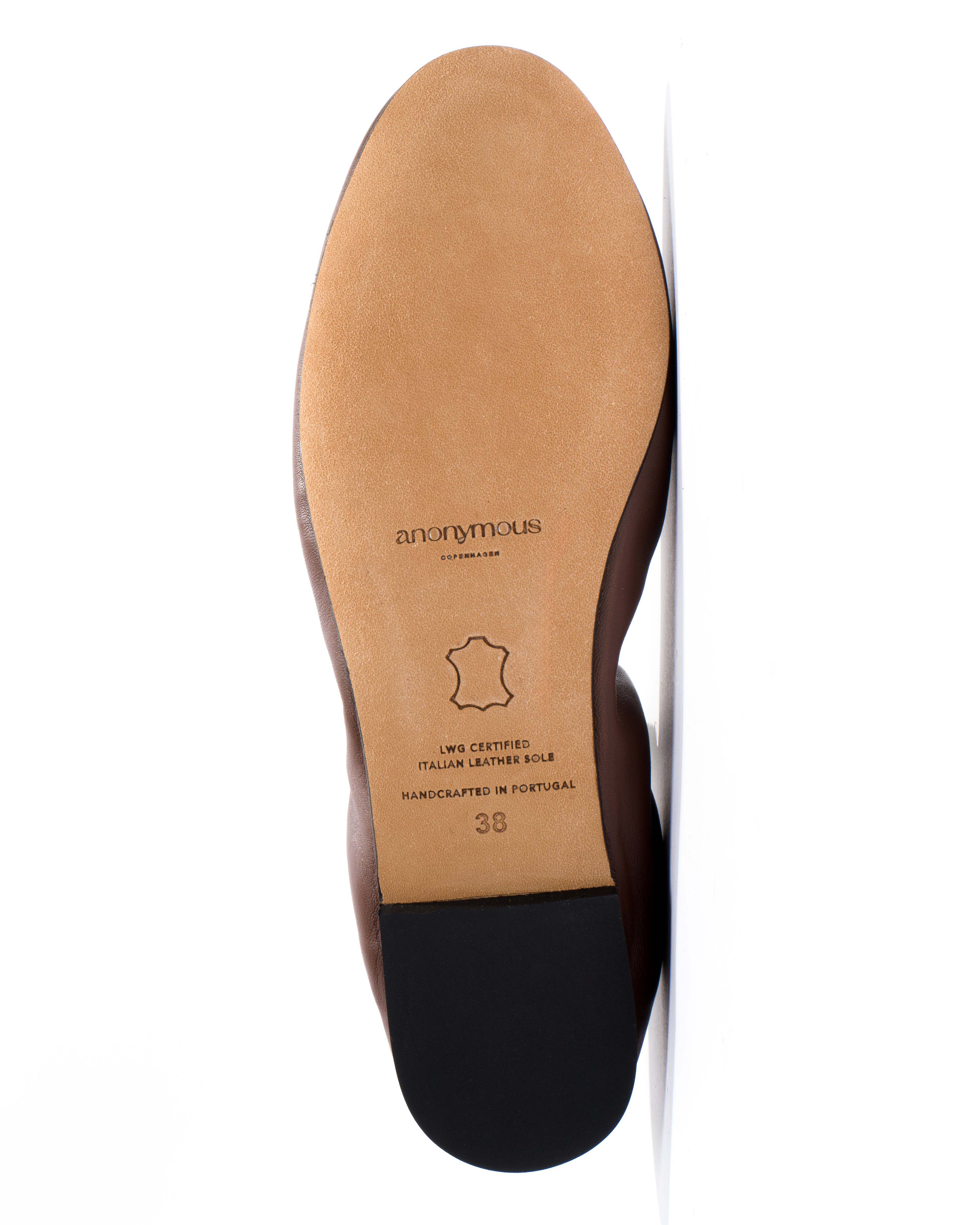 Mirelda Silky lamb Chocolate - Image 7
