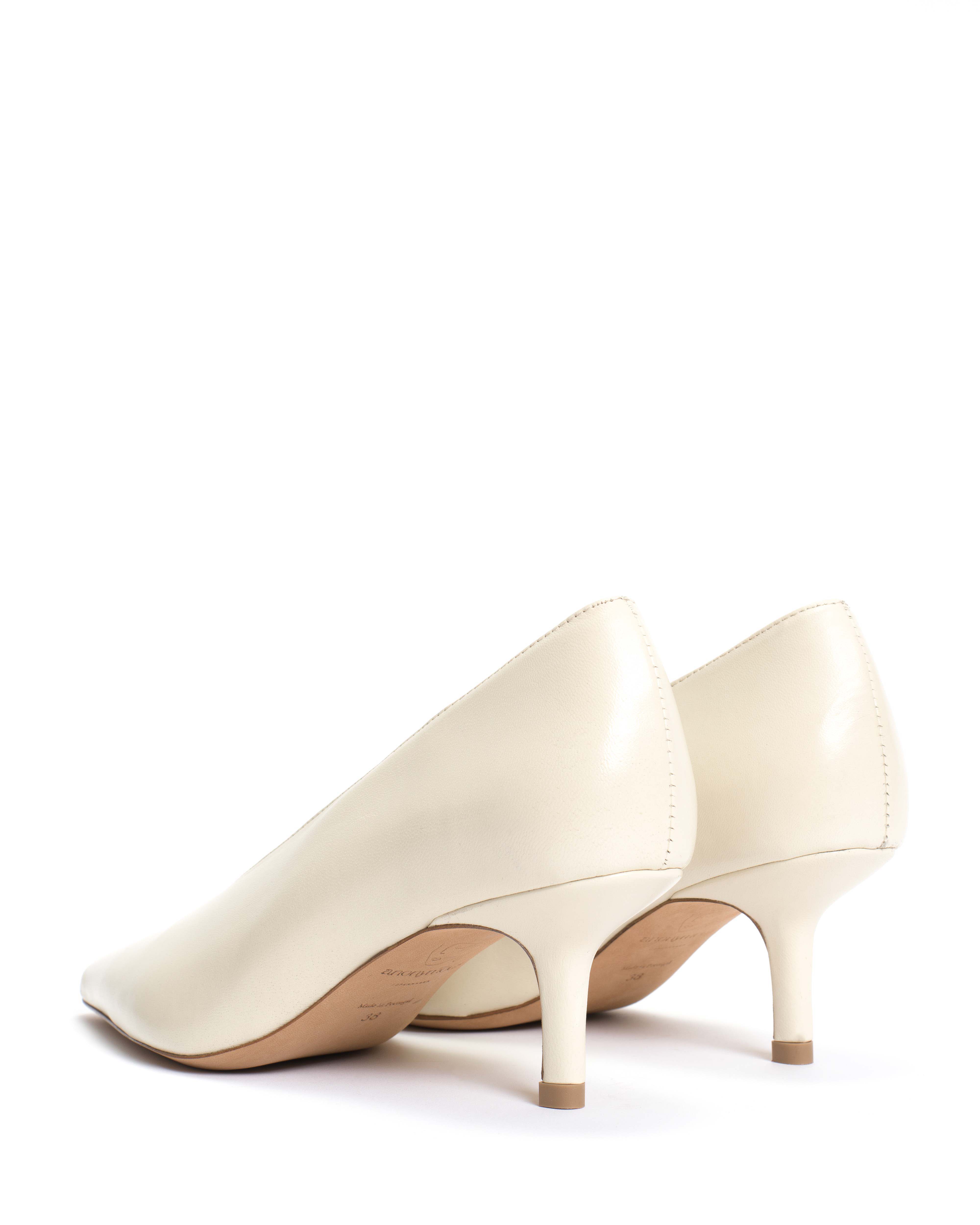 Phia 55 pin Shiny lamb White sand - Image 5