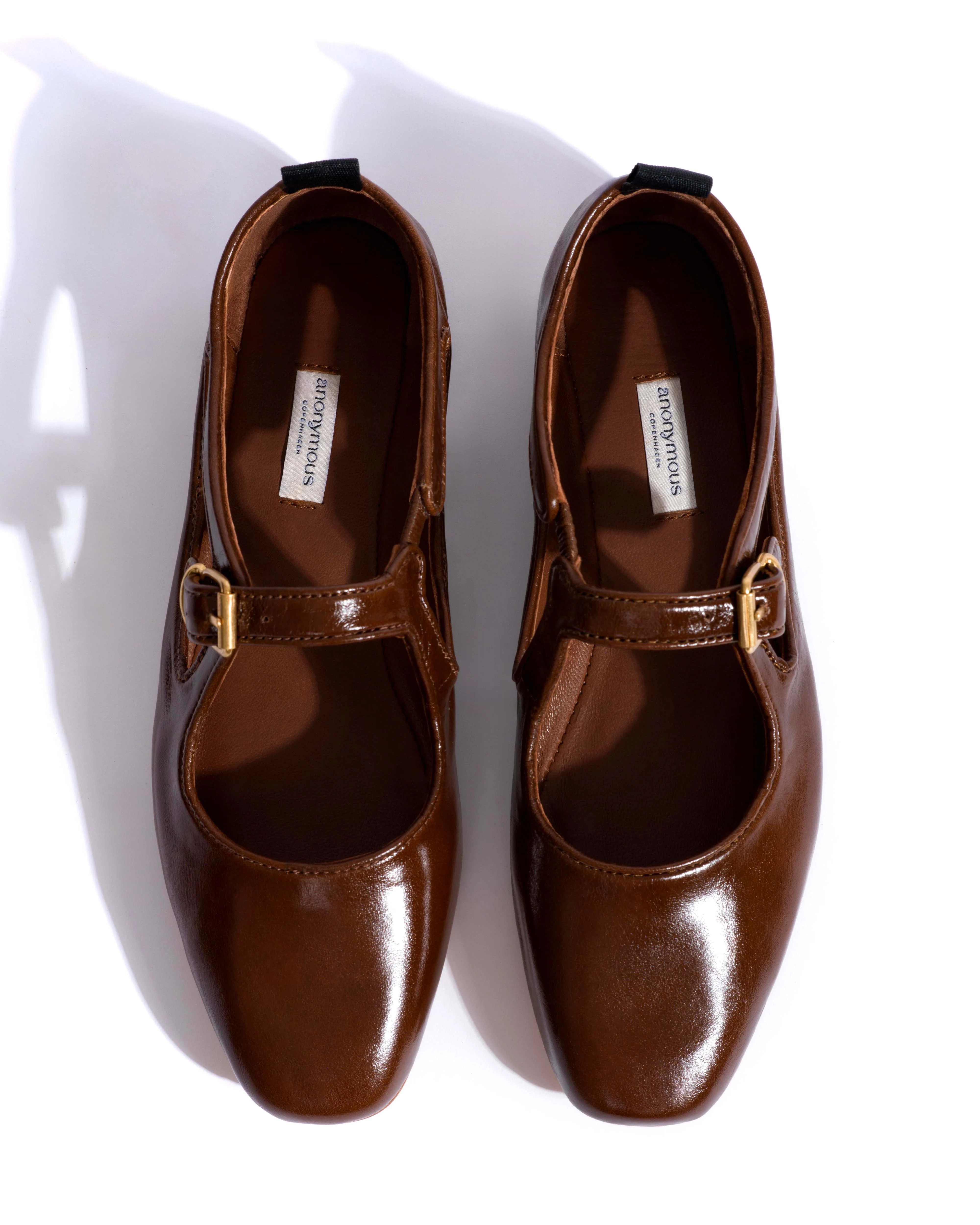 Praise Crinkled polished goat Caramel brown - Image 5