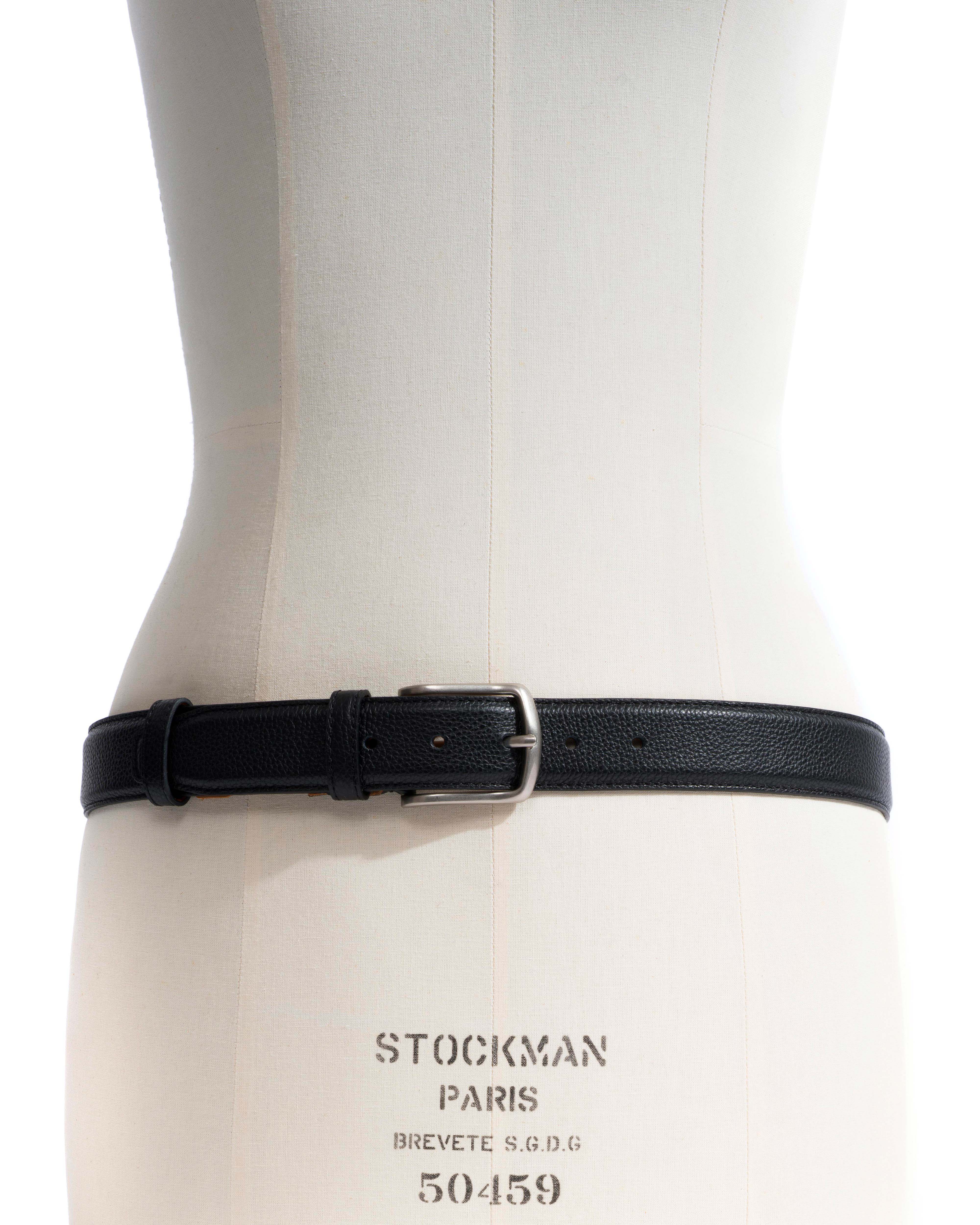 Quinn classic unisex leather belt Pebbled soft calf & metal Black & silver buckle - Image 2