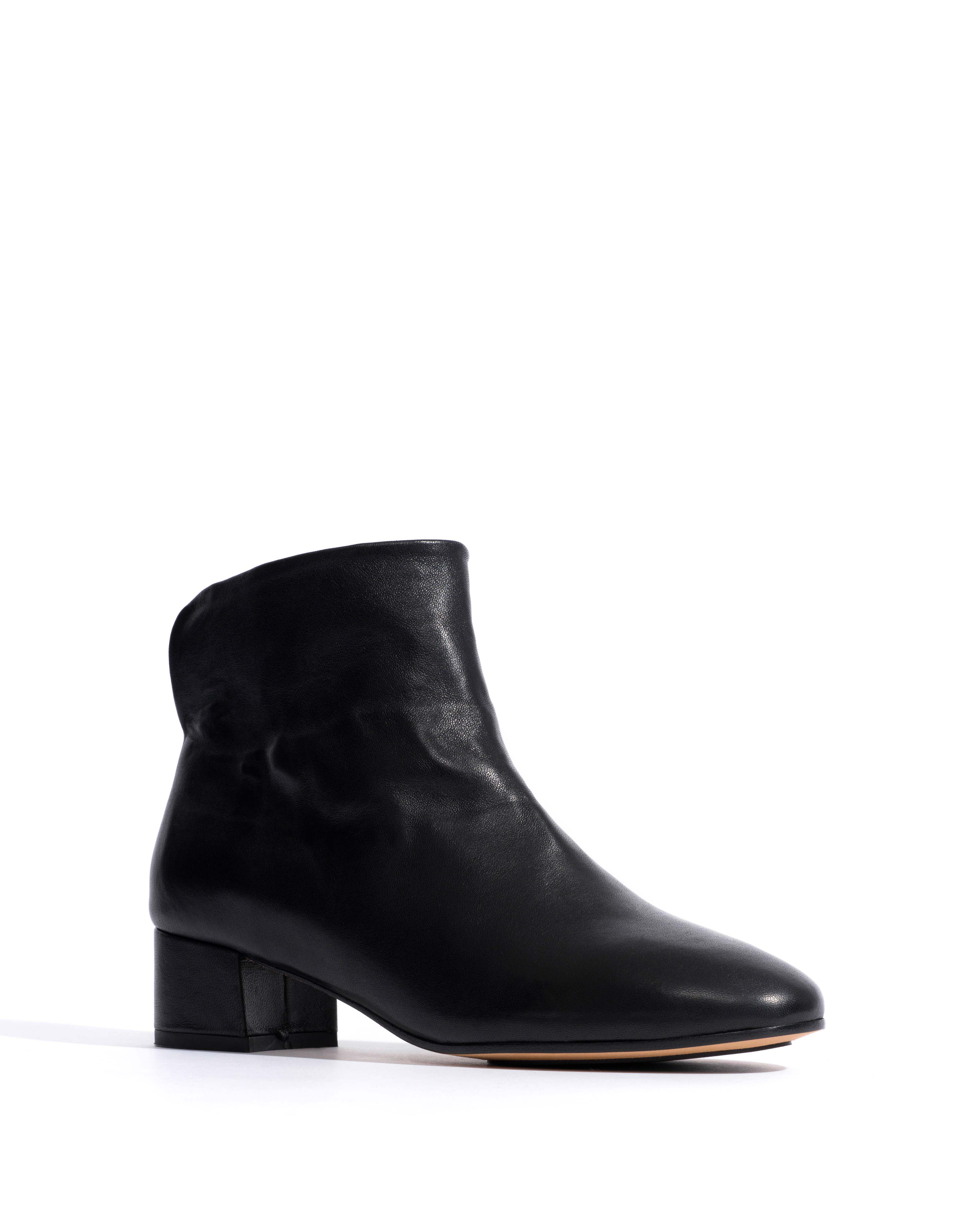 Racy 40 Silky lamb Black - Image 2