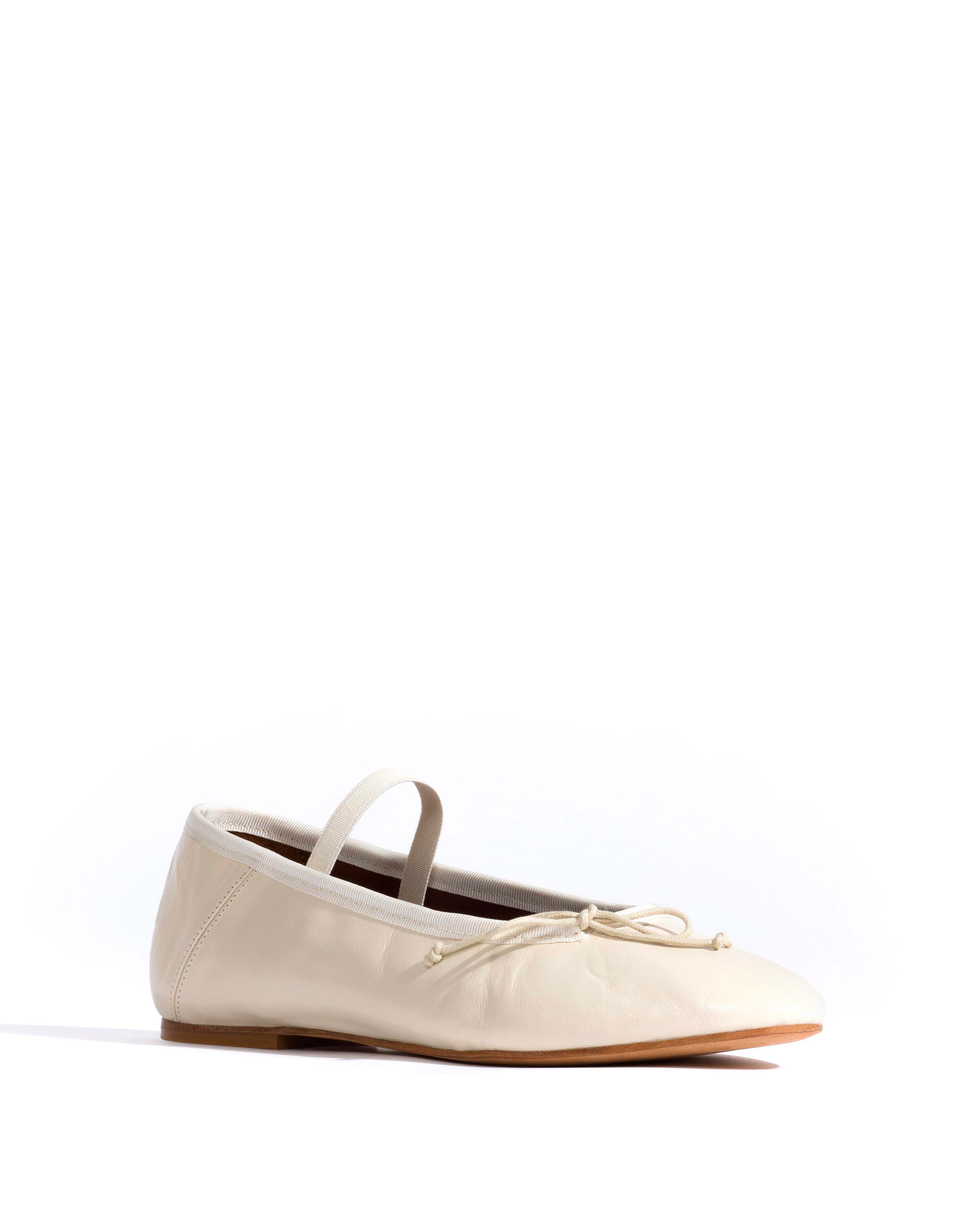 Rhina Crinkled polished goat White sand - Image 2