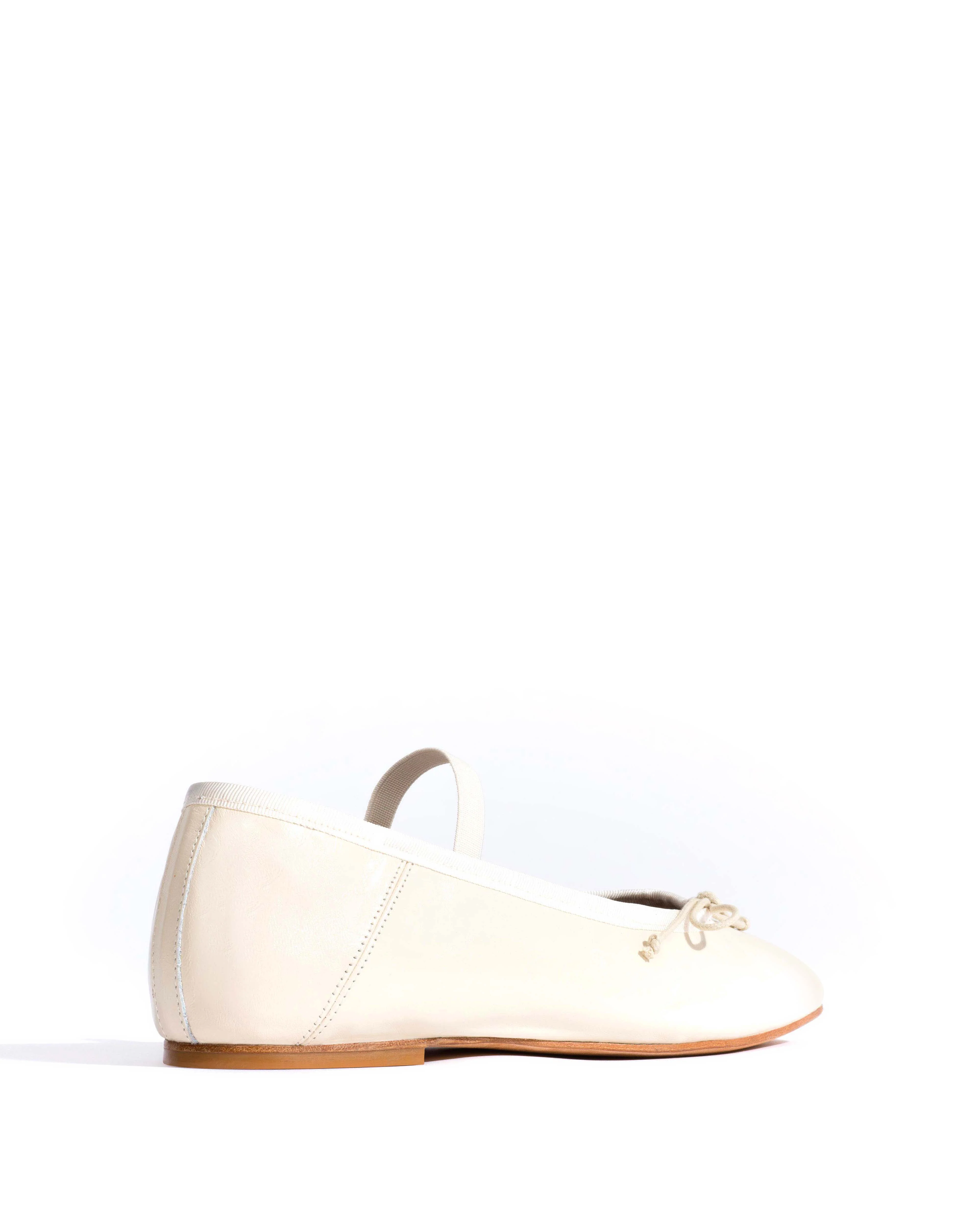 Rhina Crinkled polished goat White sand - Image 3