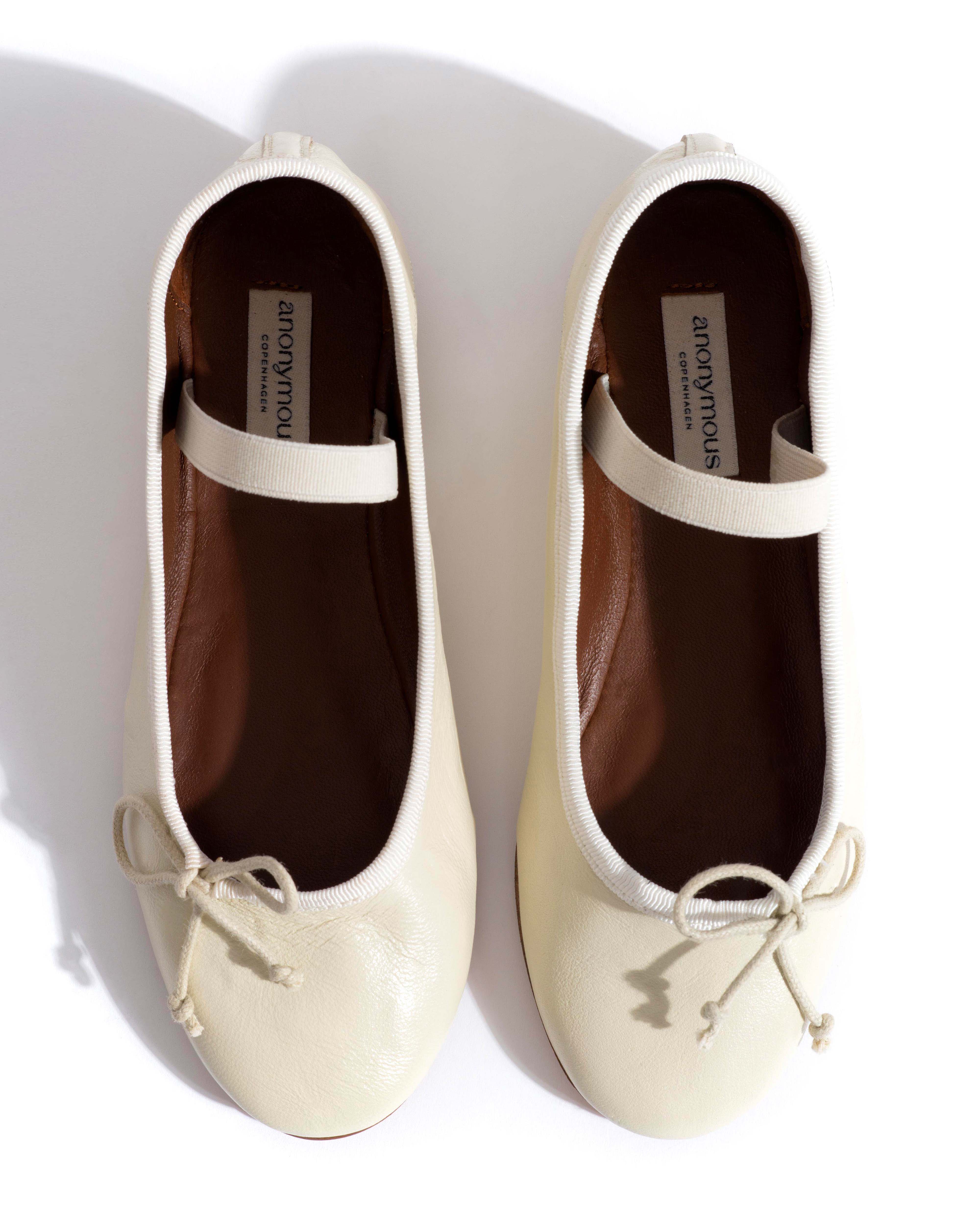 Rhina junior Shiny lamb White sand - Image 4