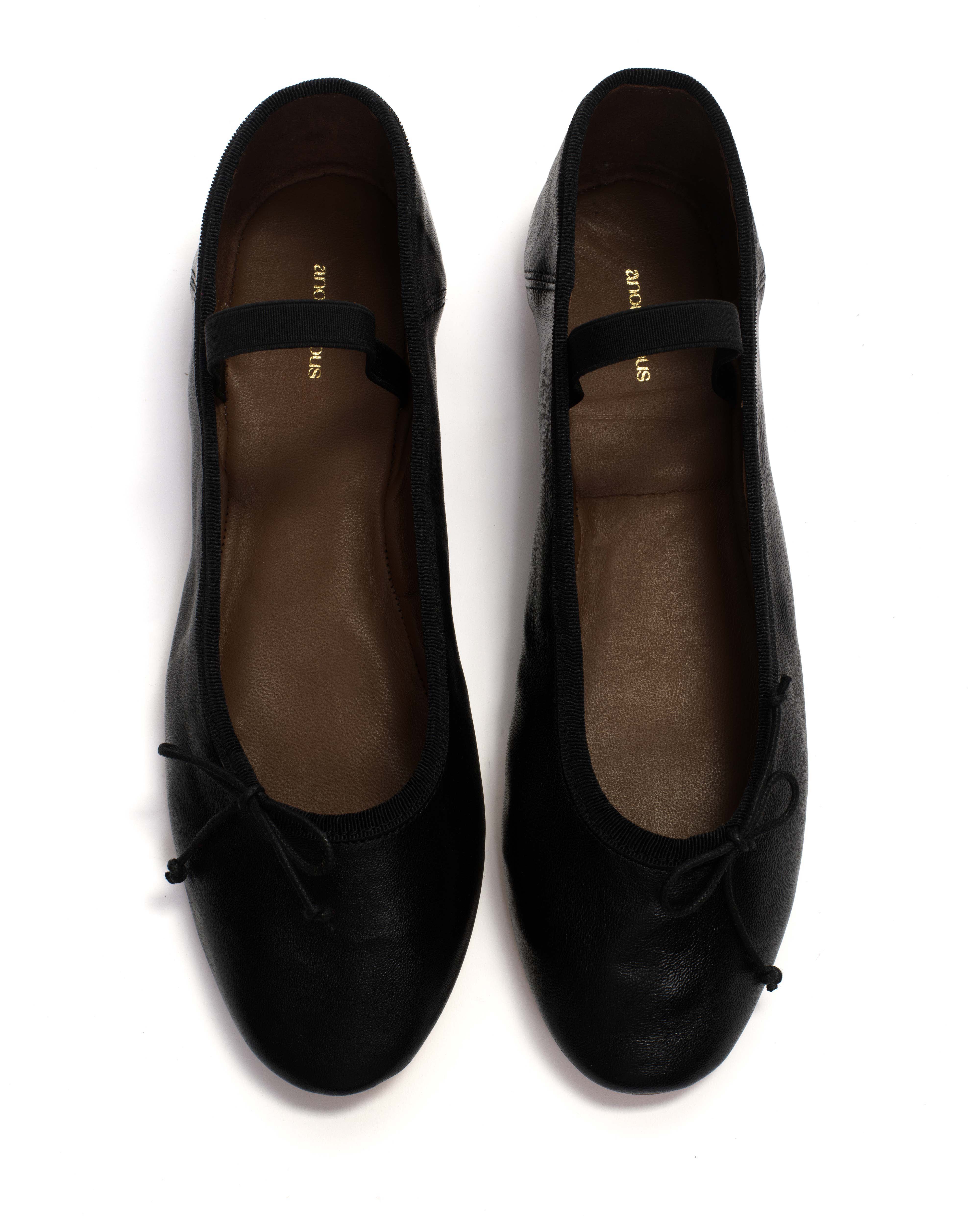 Rhina Silky lamb Black - Image 3