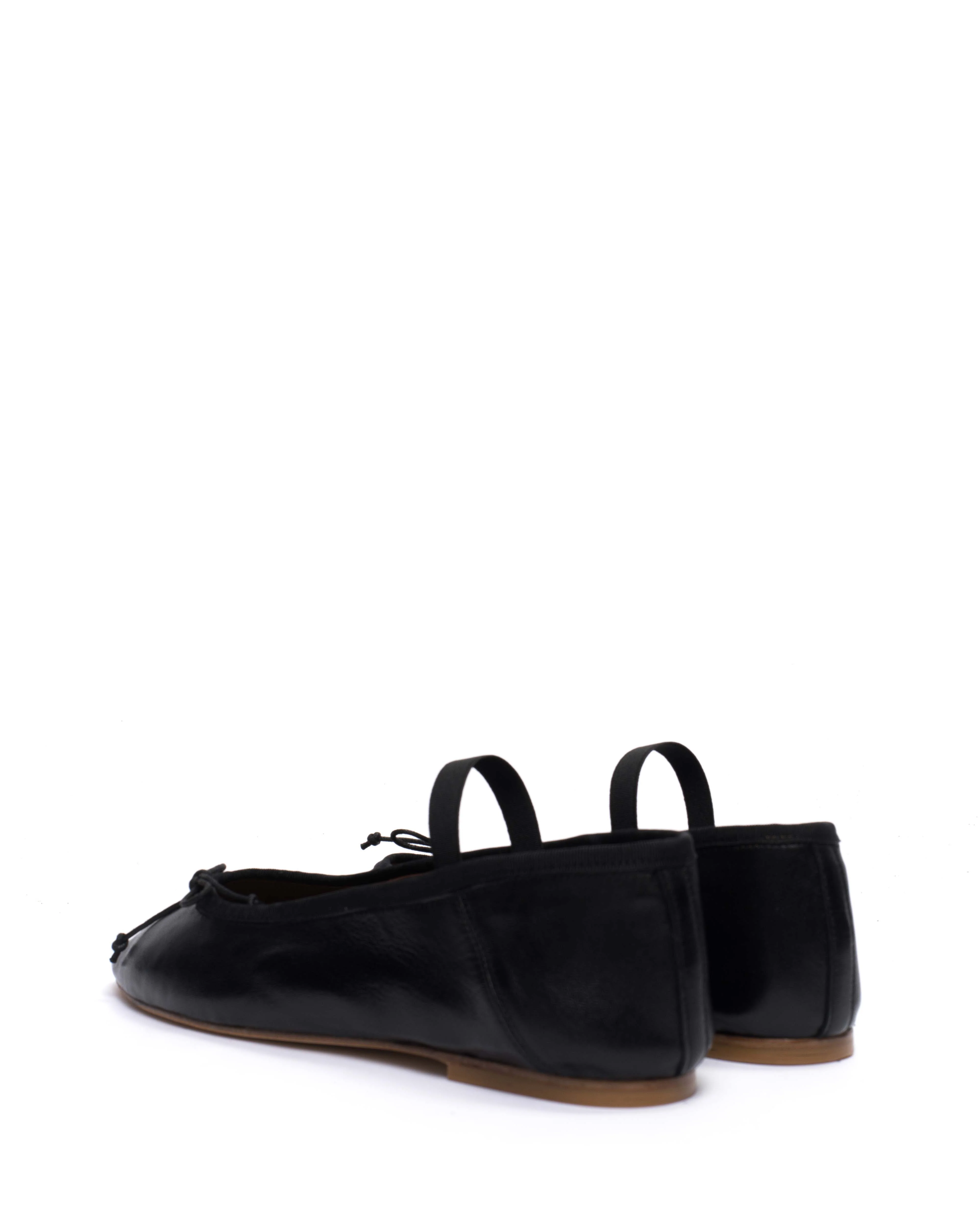 Rhina Silky lamb Black - Image 4