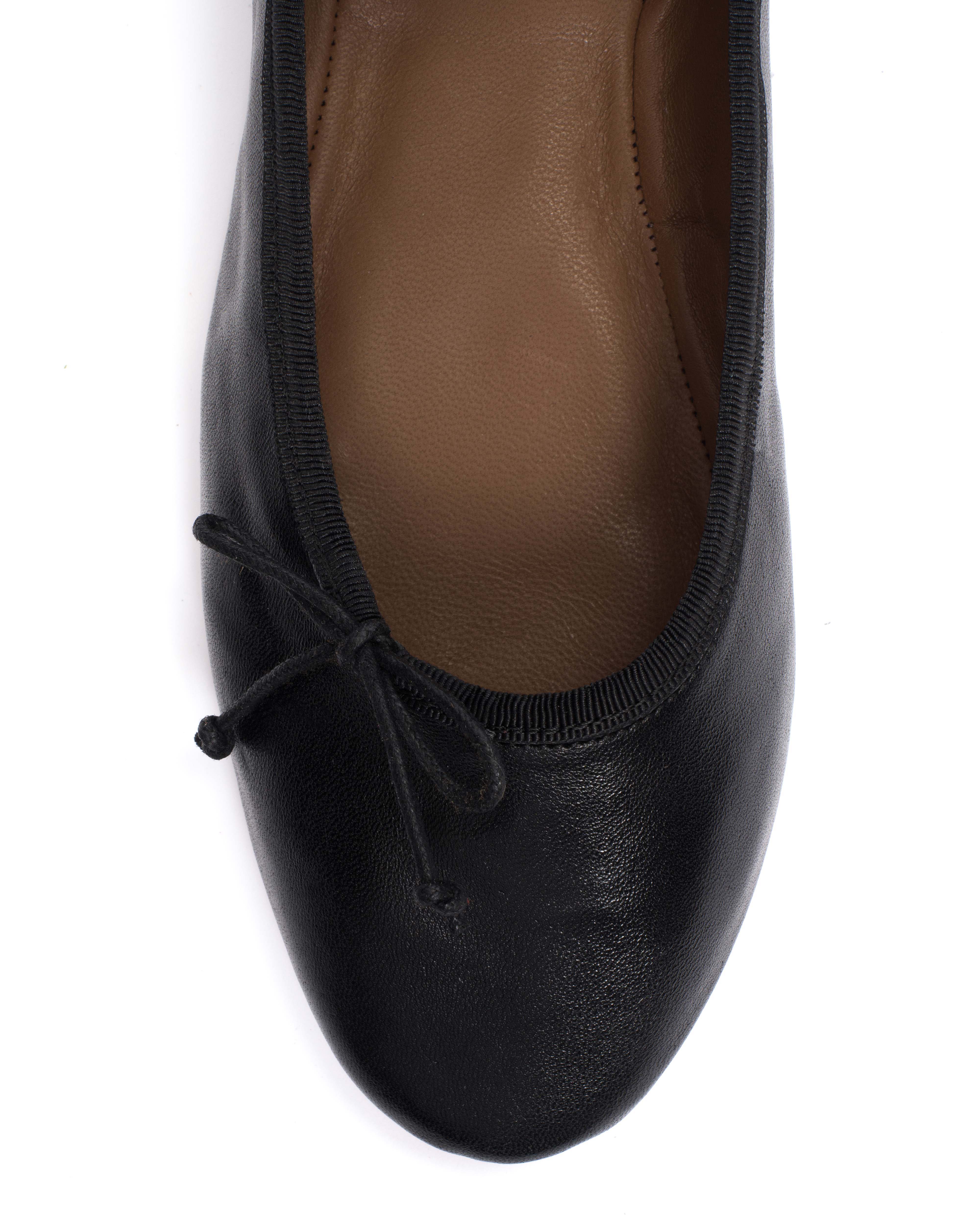 Rhina Silky lamb Black - Image 6