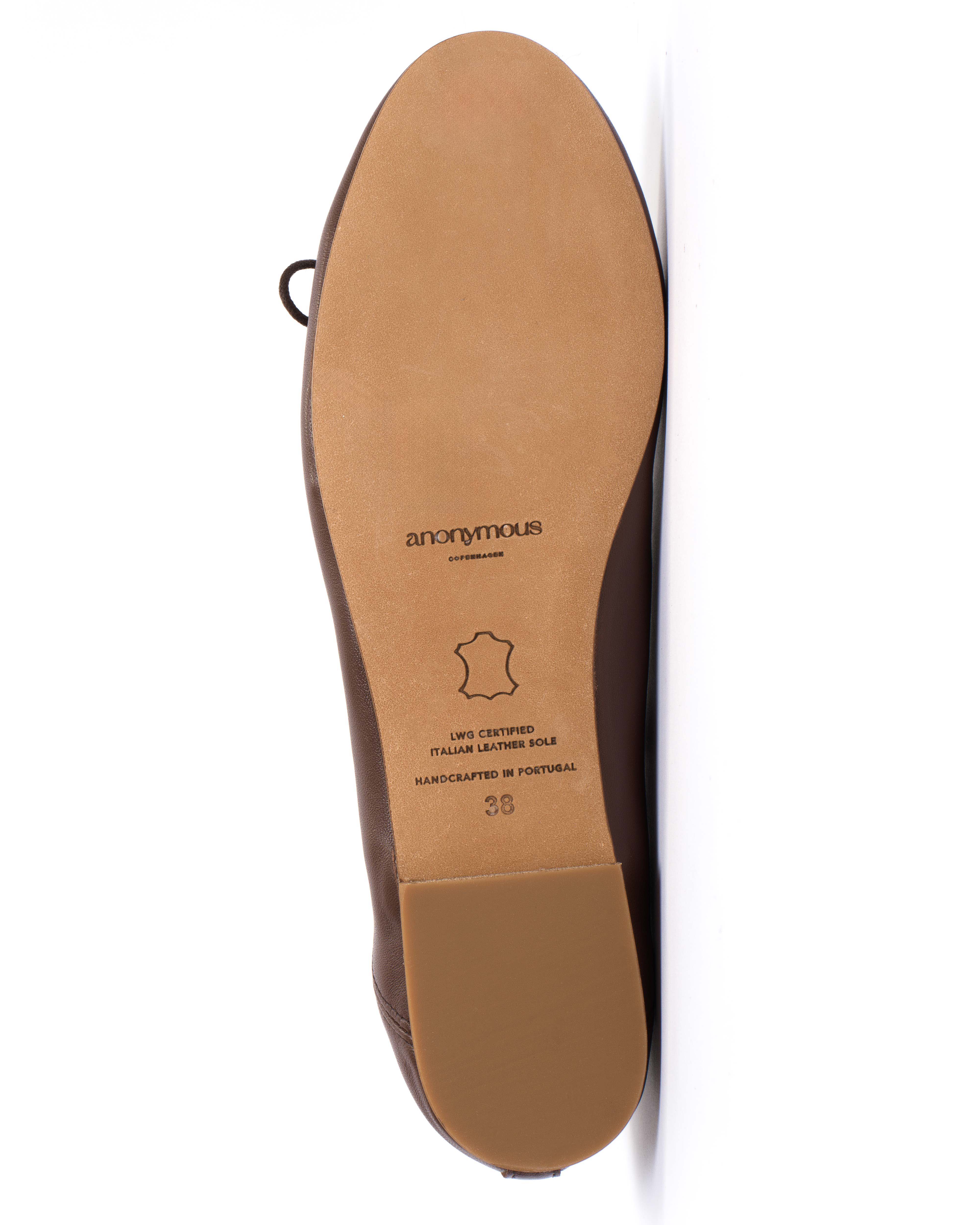 Rhina Silky lamb Chocolate - Image 7