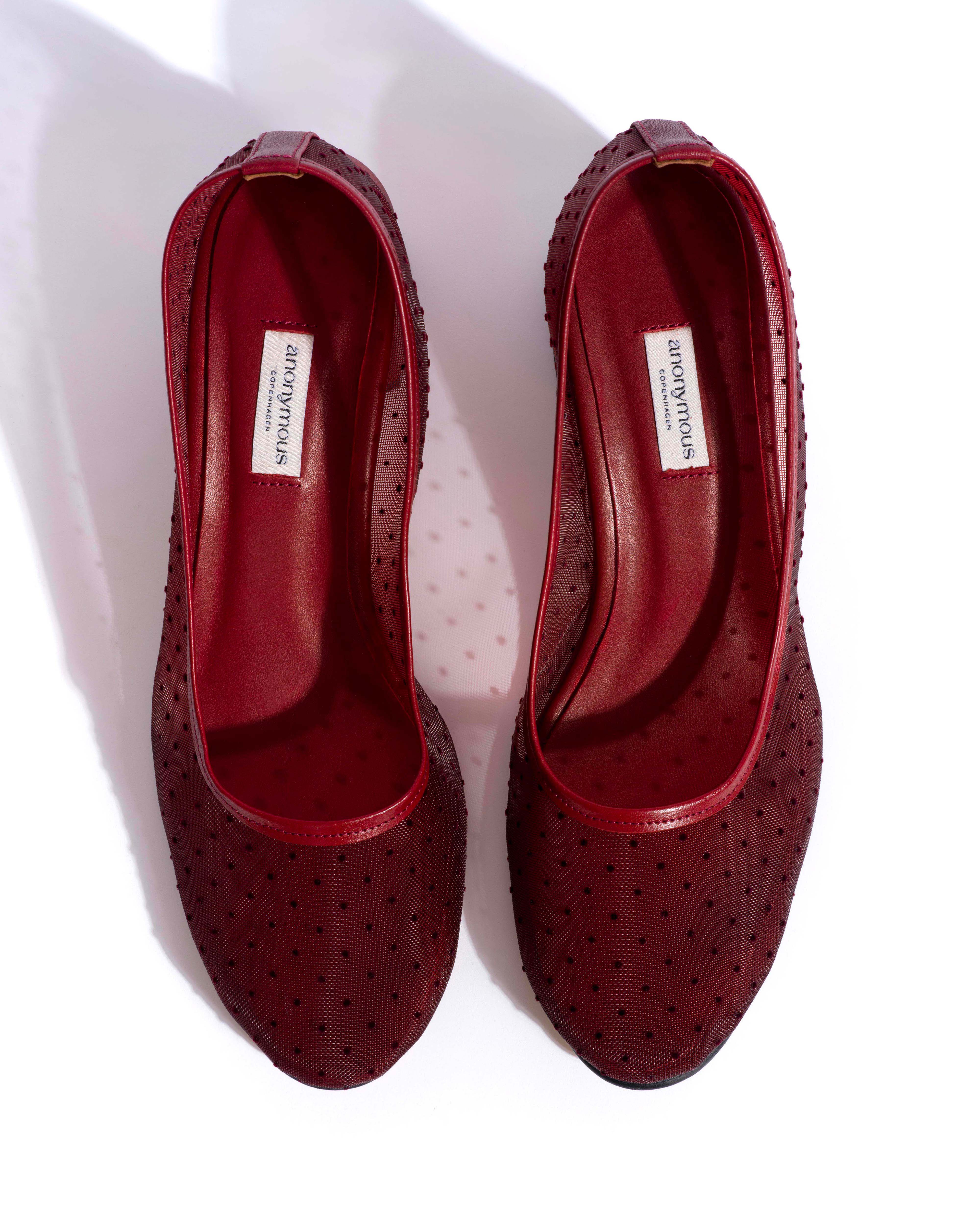 Sacha 40 mesh Shiny lamb & dot velvet mesh Pomegranate - Image 4
