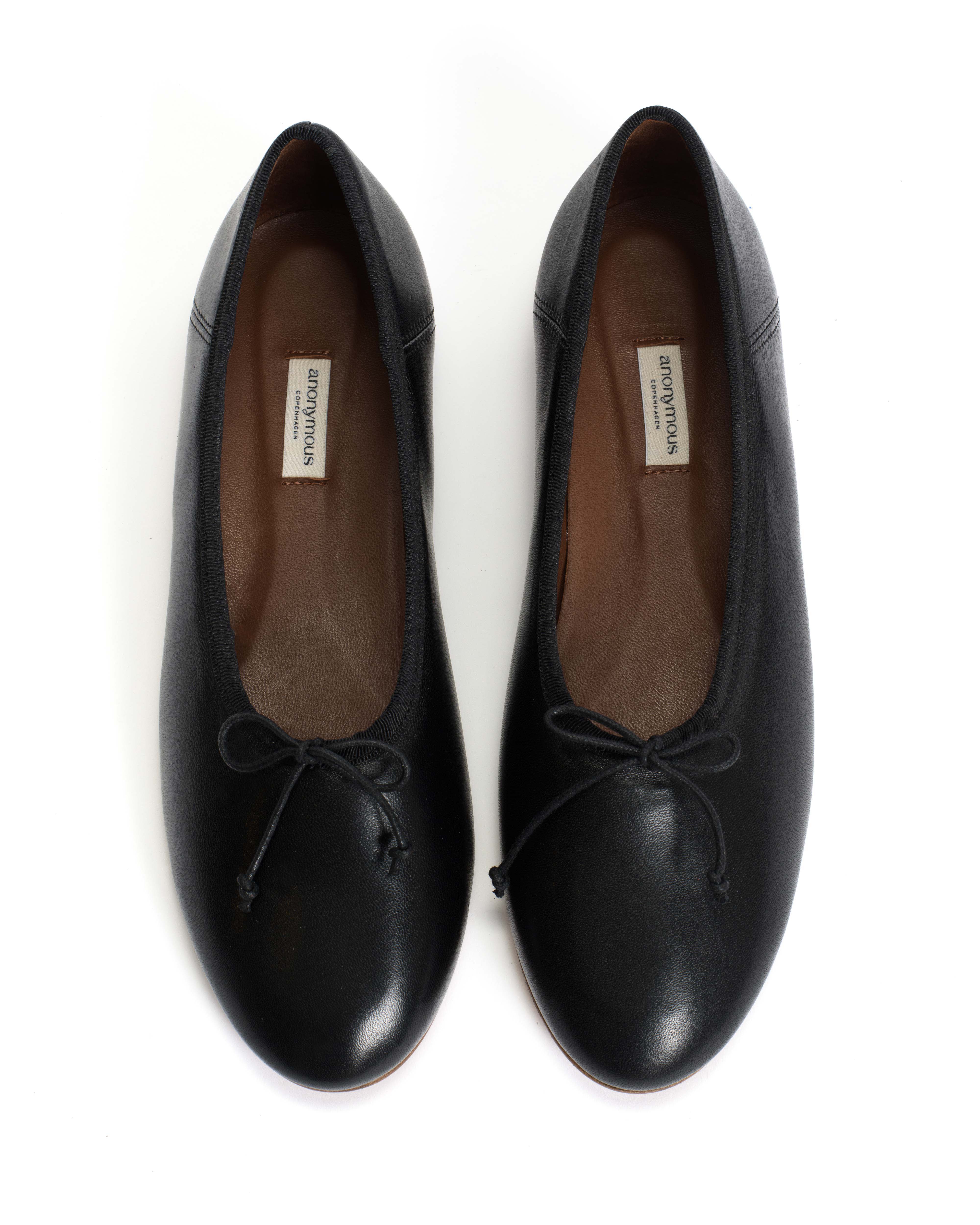Sacha Shiny lamb Black - Image 3