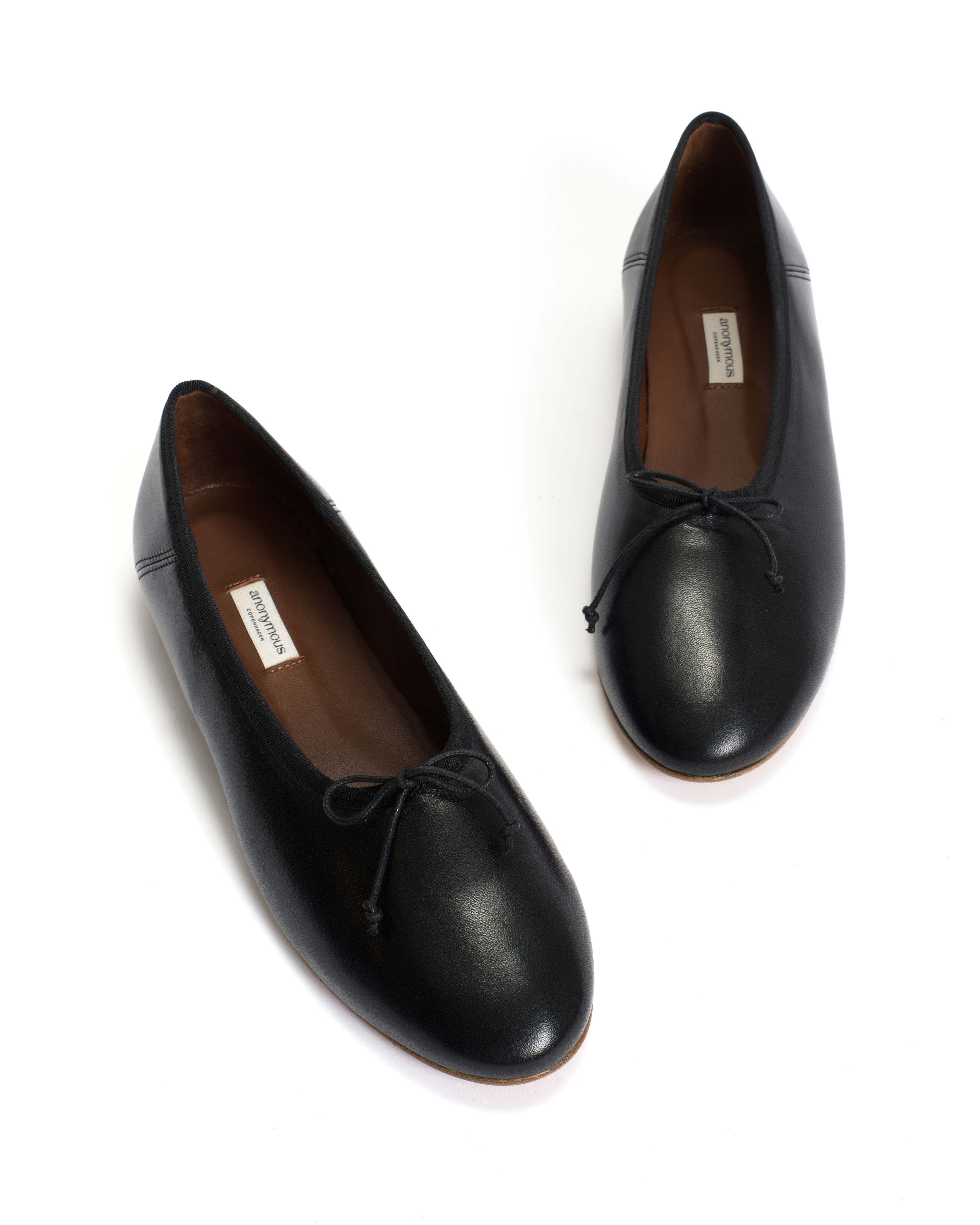 Sacha Shiny lamb Black - Image 5