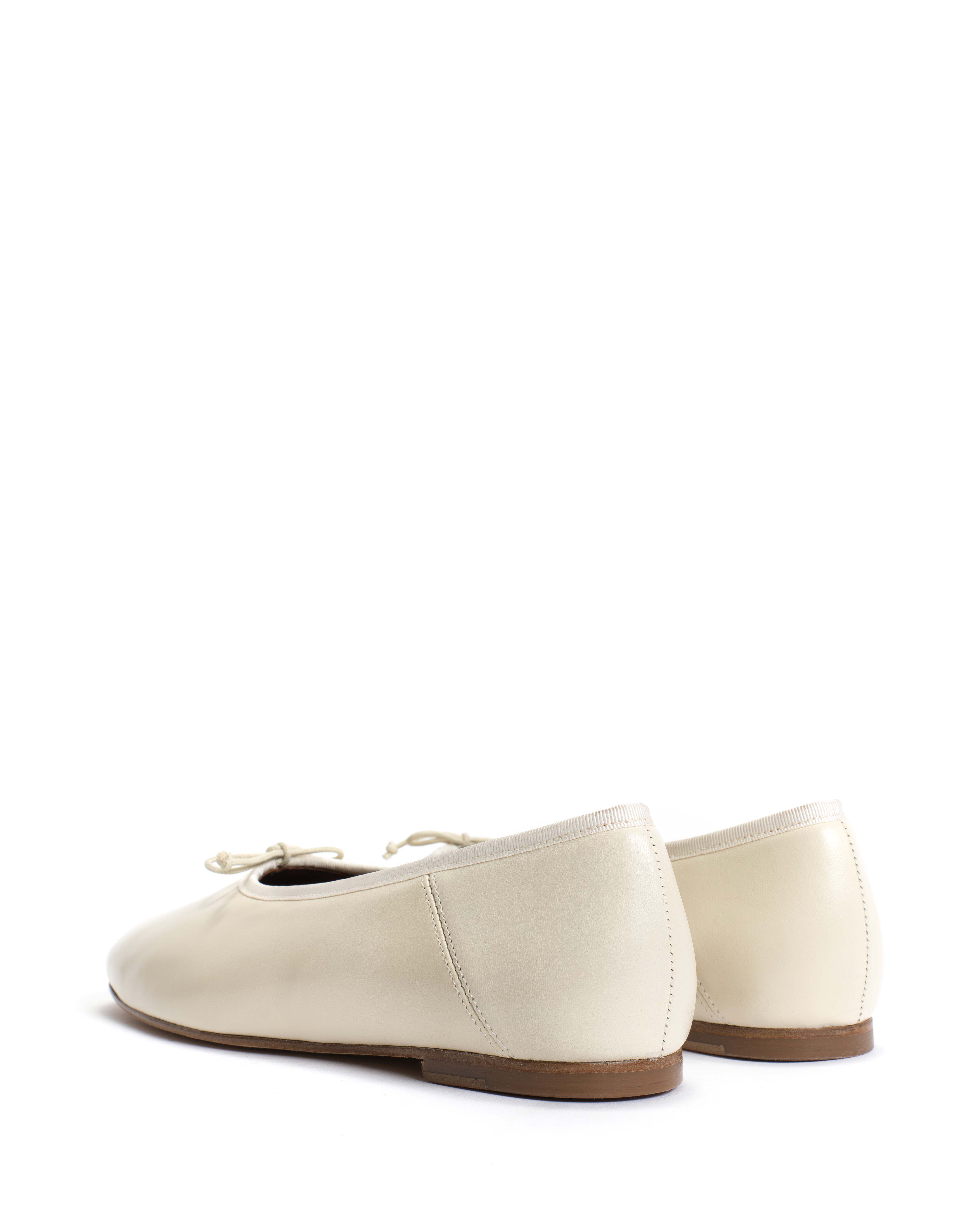 Sacha Shiny lamb White sand - Image 4